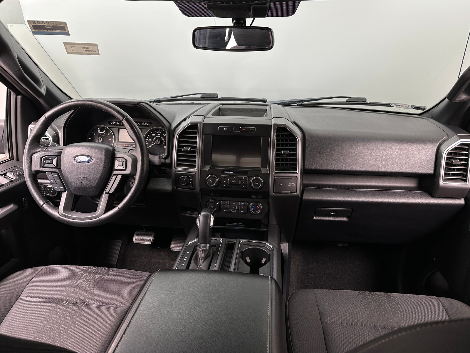 Thumbnail: 2020 Ford Econoline - 3
