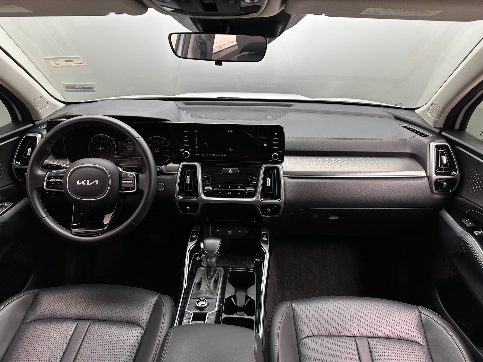Thumbnail: 2022 Kia Sorento - 2