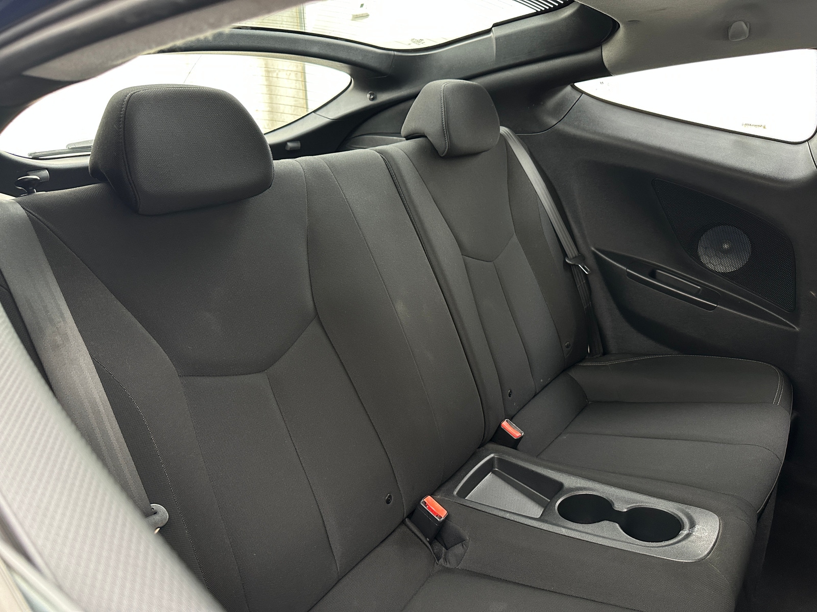 Thumbnail: 2017 Hyundai Veloster - 6