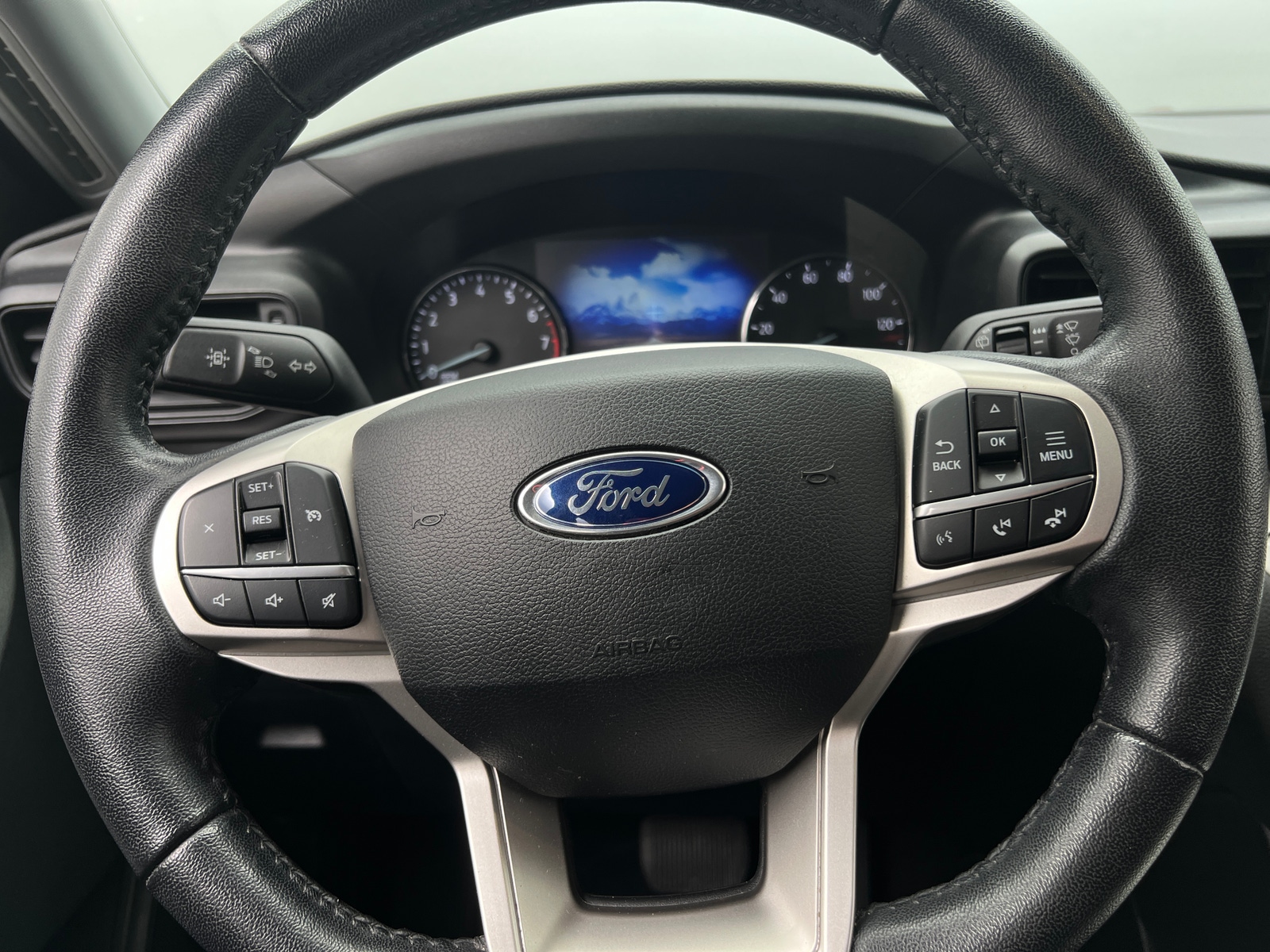 Thumbnail: 2021 Ford Explorer - 5