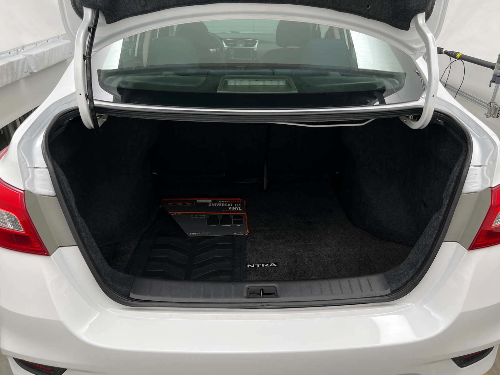 Thumbnail: 2019 Nissan Sentra - 7