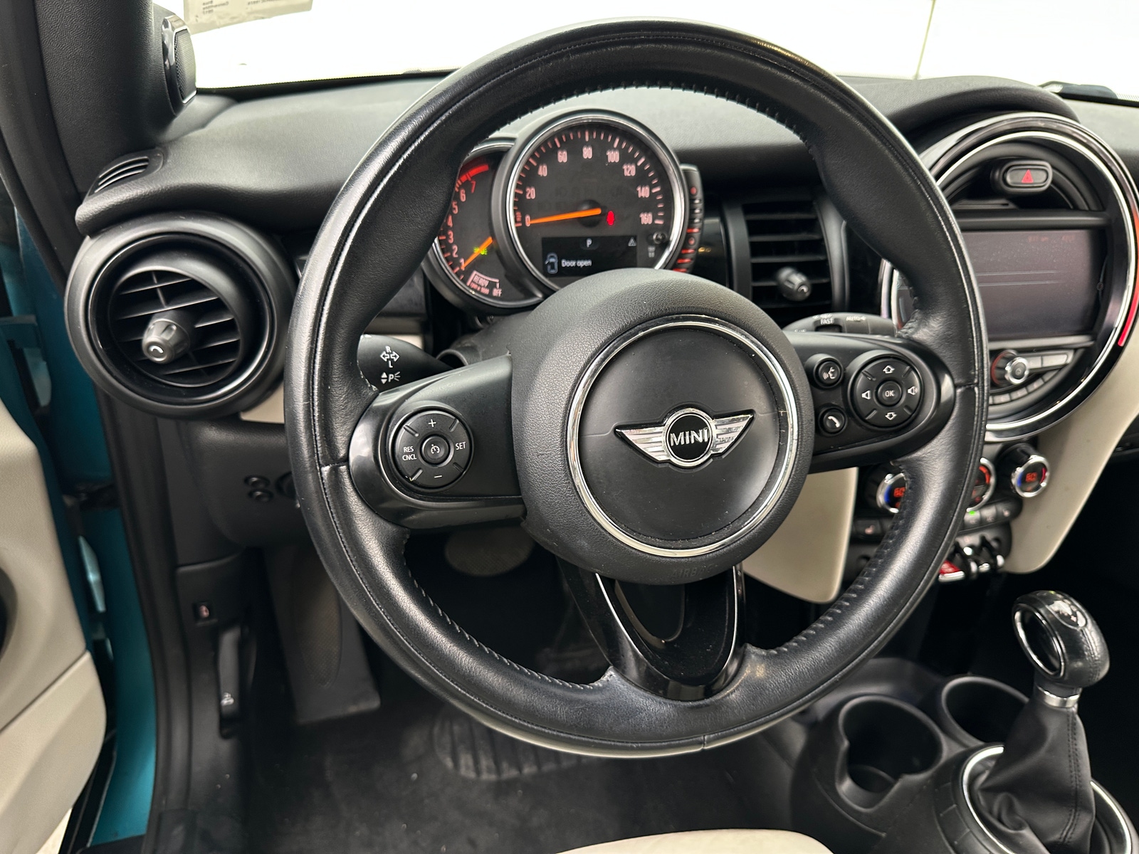 Thumbnail: 2017 MINI Cooper Convertible - 4