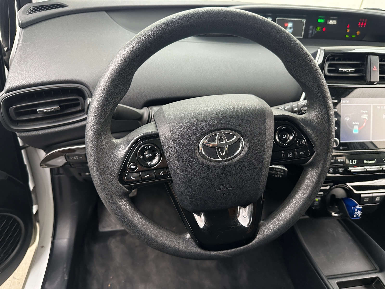 Thumbnail: 2022 Toyota Prius - 5