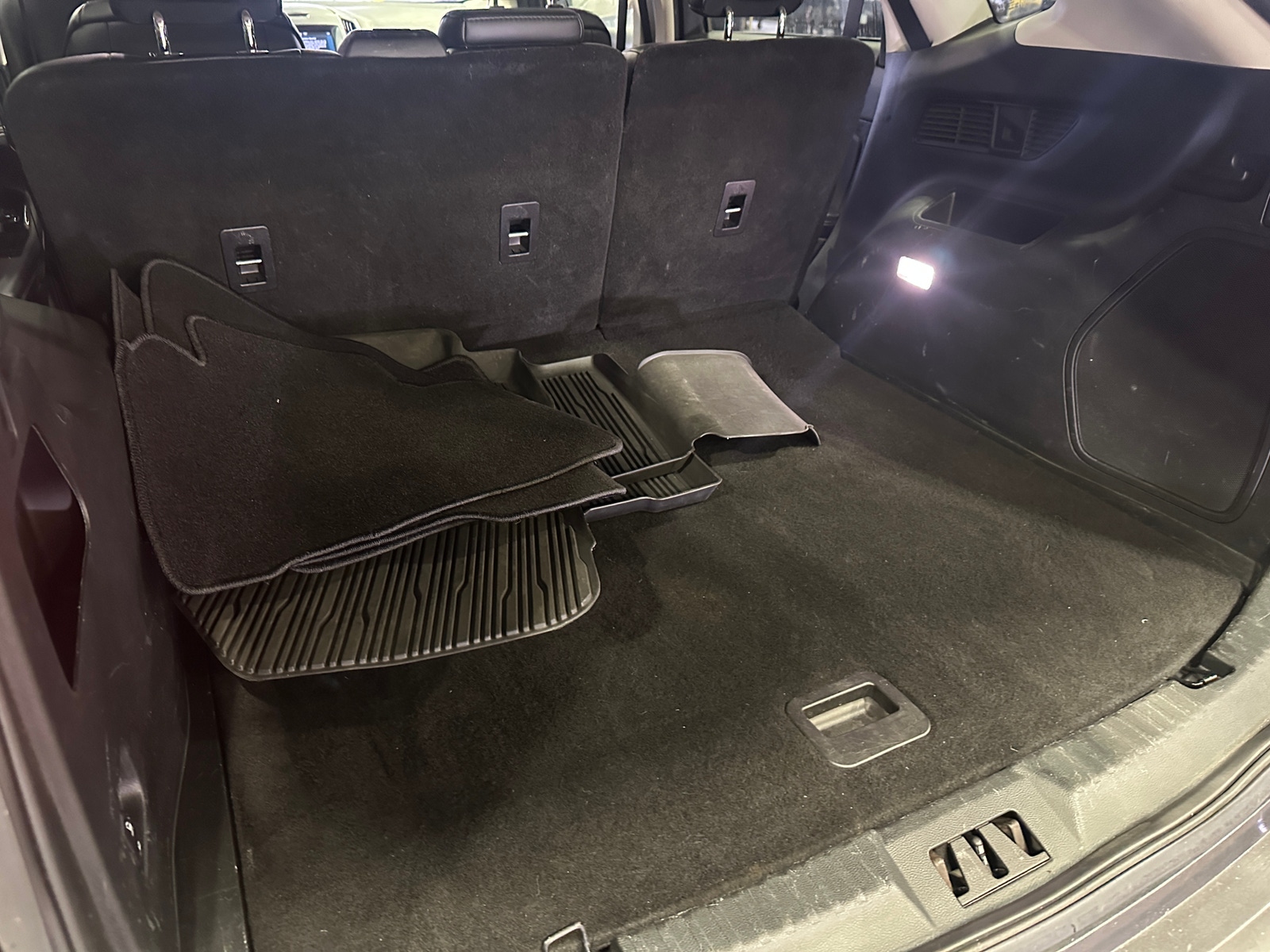 Thumbnail: 2019 Ford Edge - 6