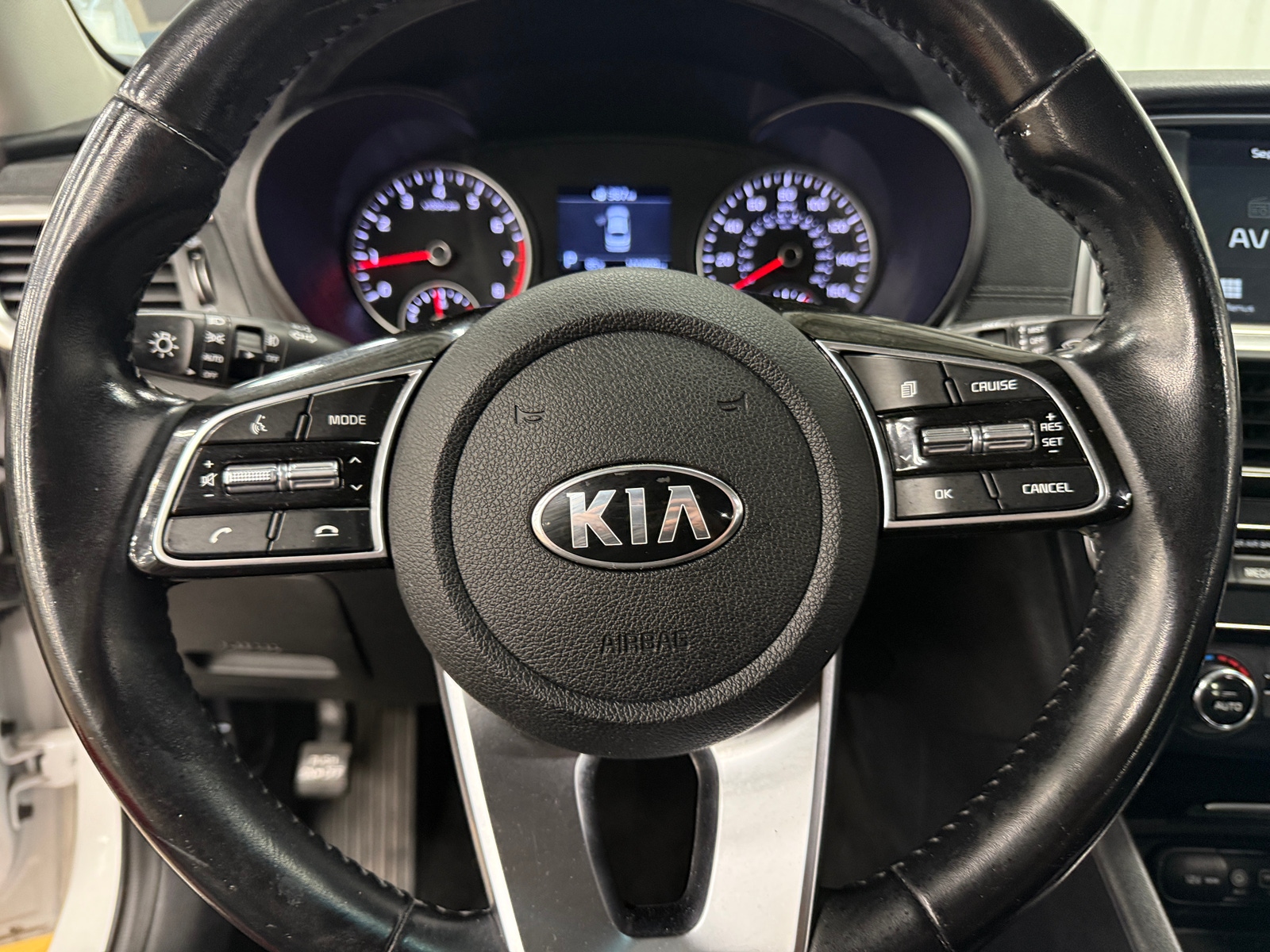 Thumbnail: 2019 Kia Optima - 4