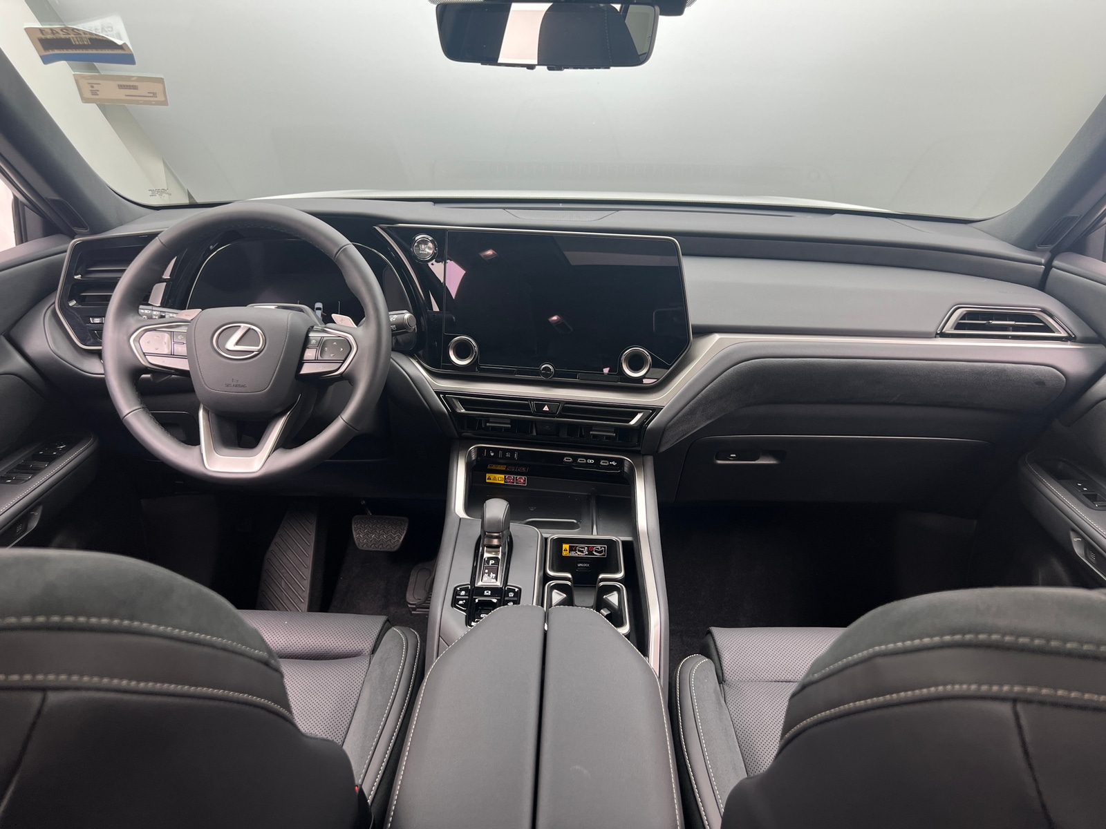 Thumbnail: 2025 Lexus TX - 3