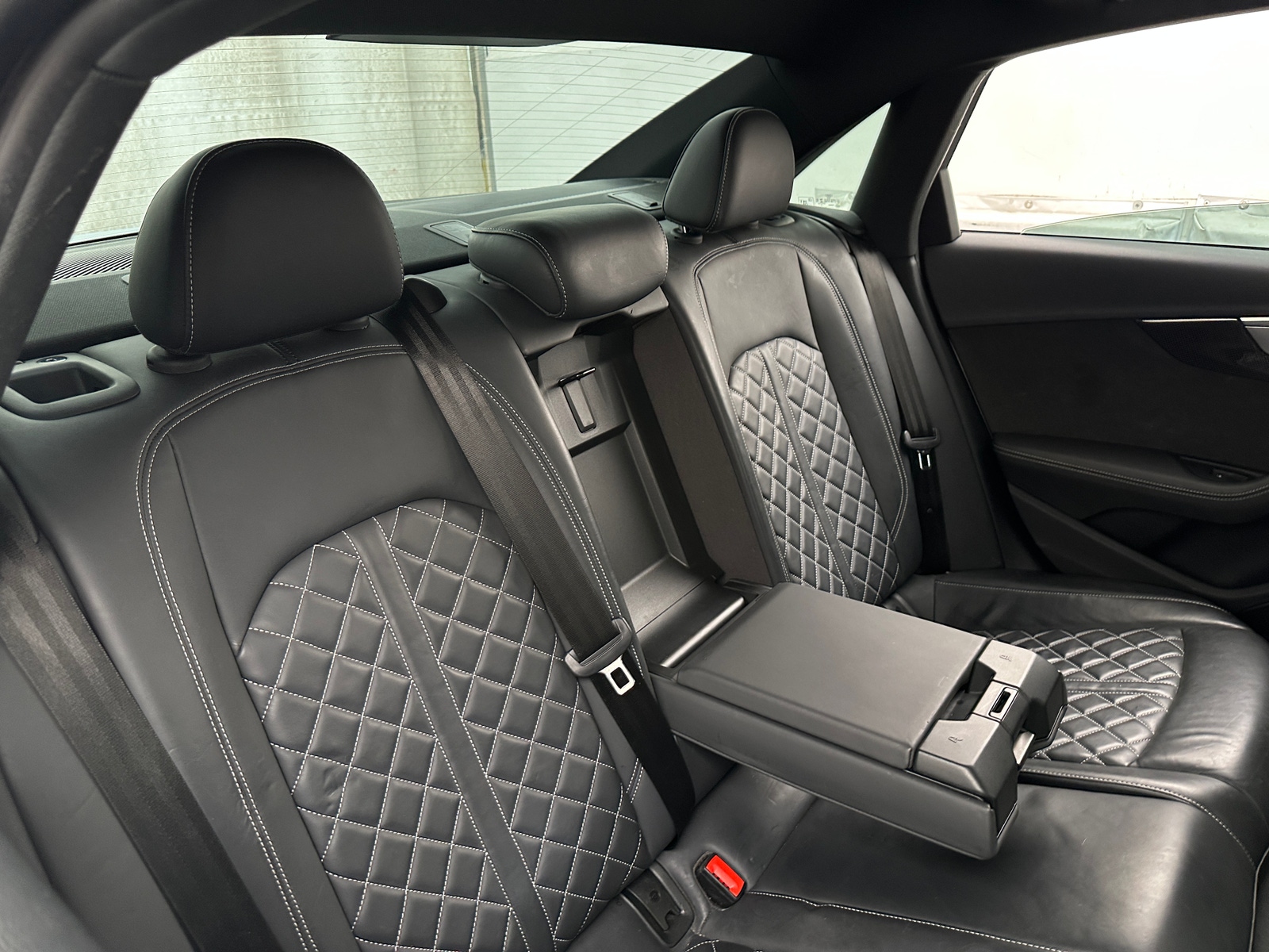 Thumbnail: 2021 Audi S4 - 5