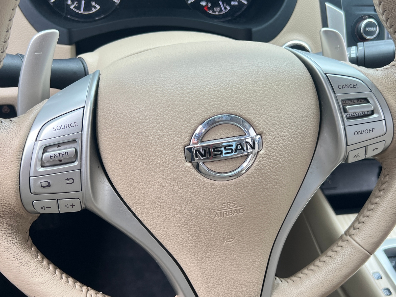 Thumbnail: 2016 Nissan Altima - 4