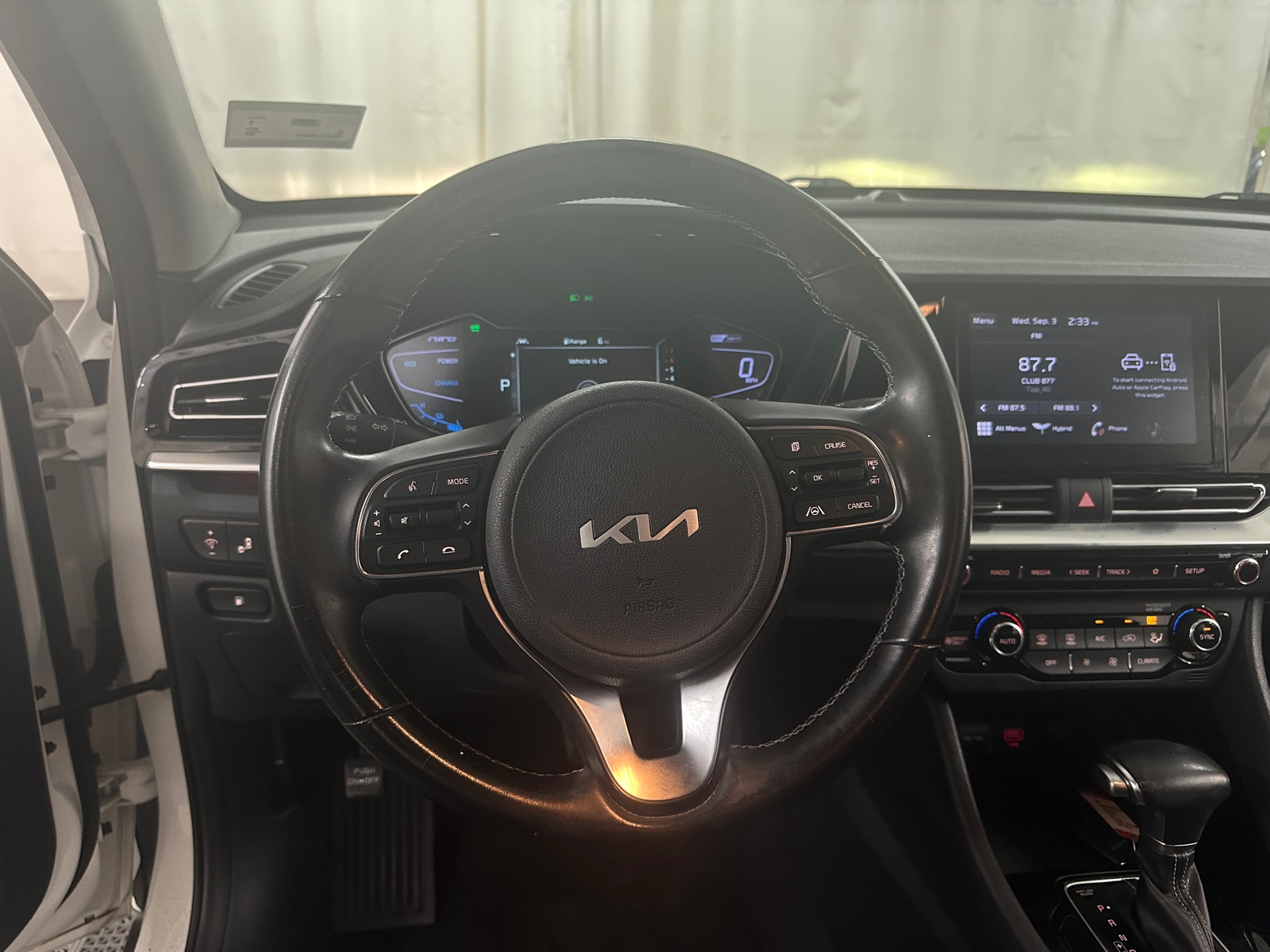 Thumbnail: 2022 Kia Niro - 5
