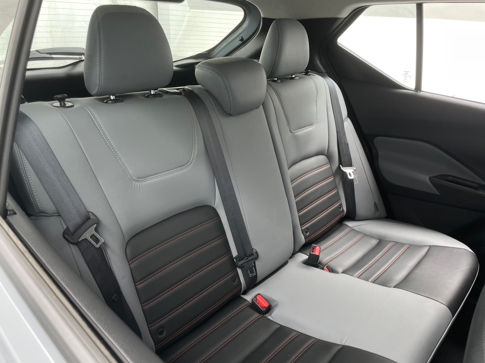 Thumbnail: 2021 Nissan Kicks - 6