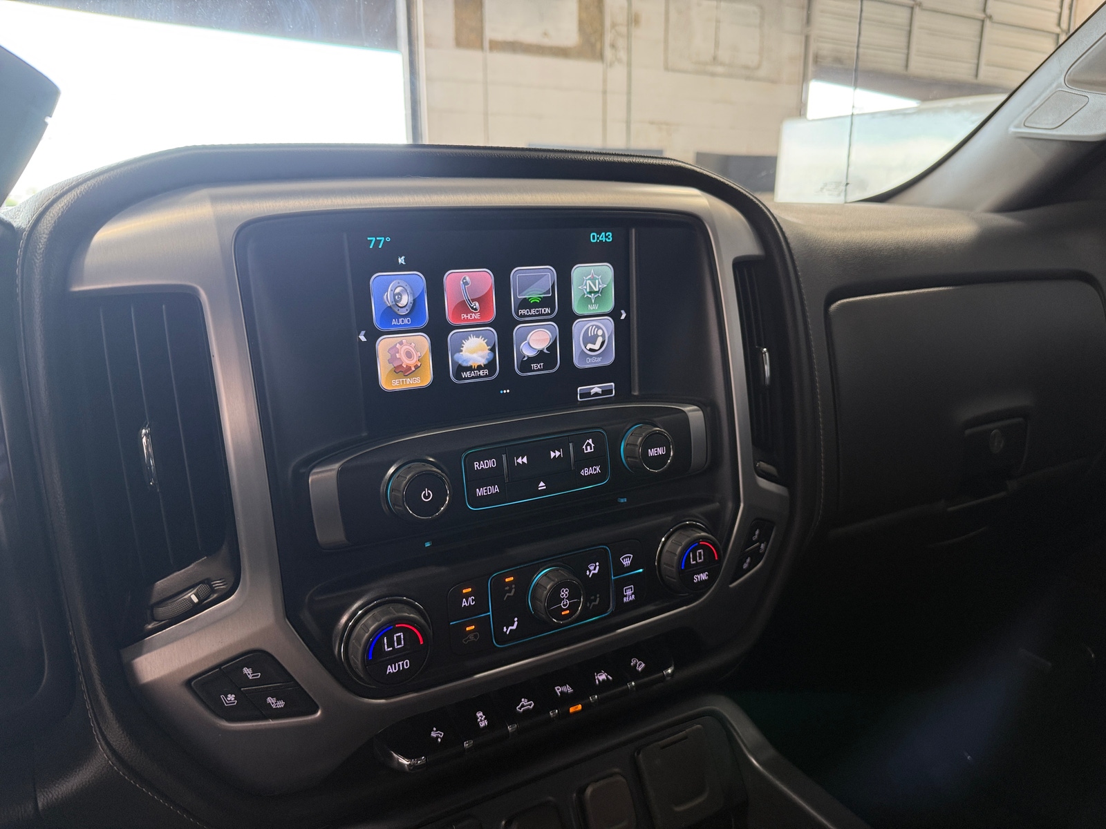 Thumbnail: 2017 GMC Sierra 1500 - 3