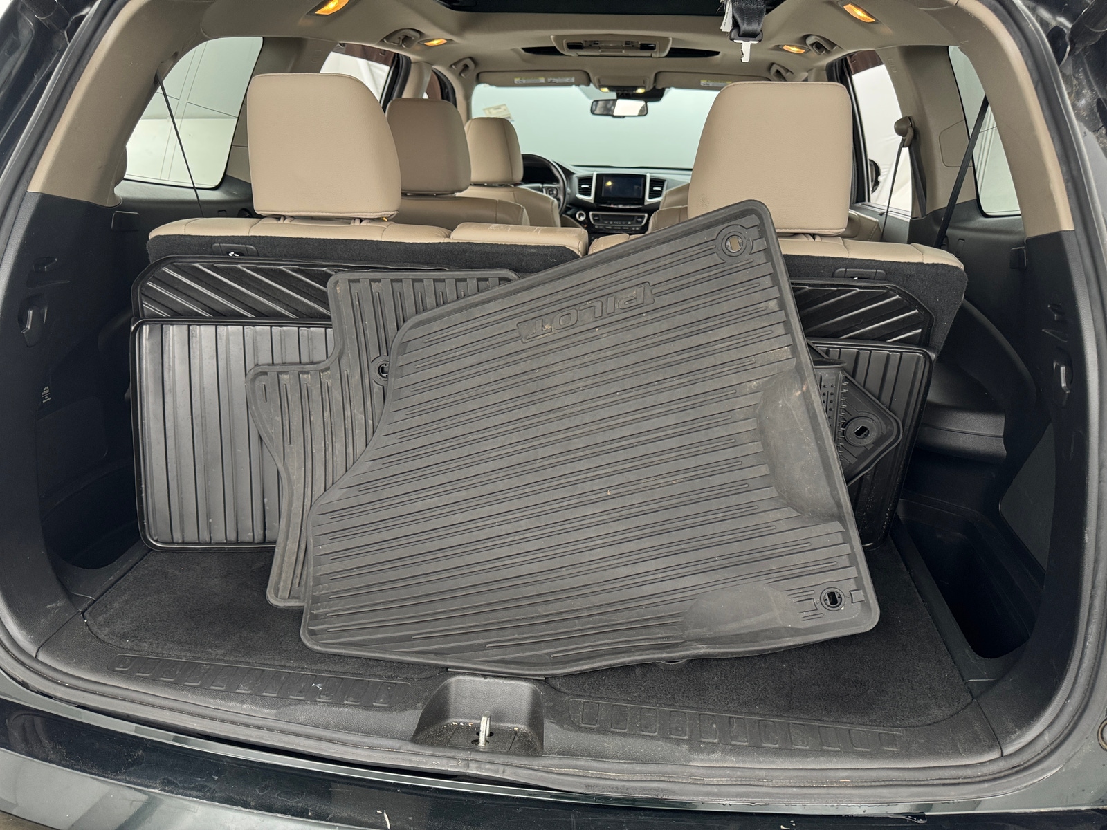 Thumbnail: 2016 Honda Pilot - 6