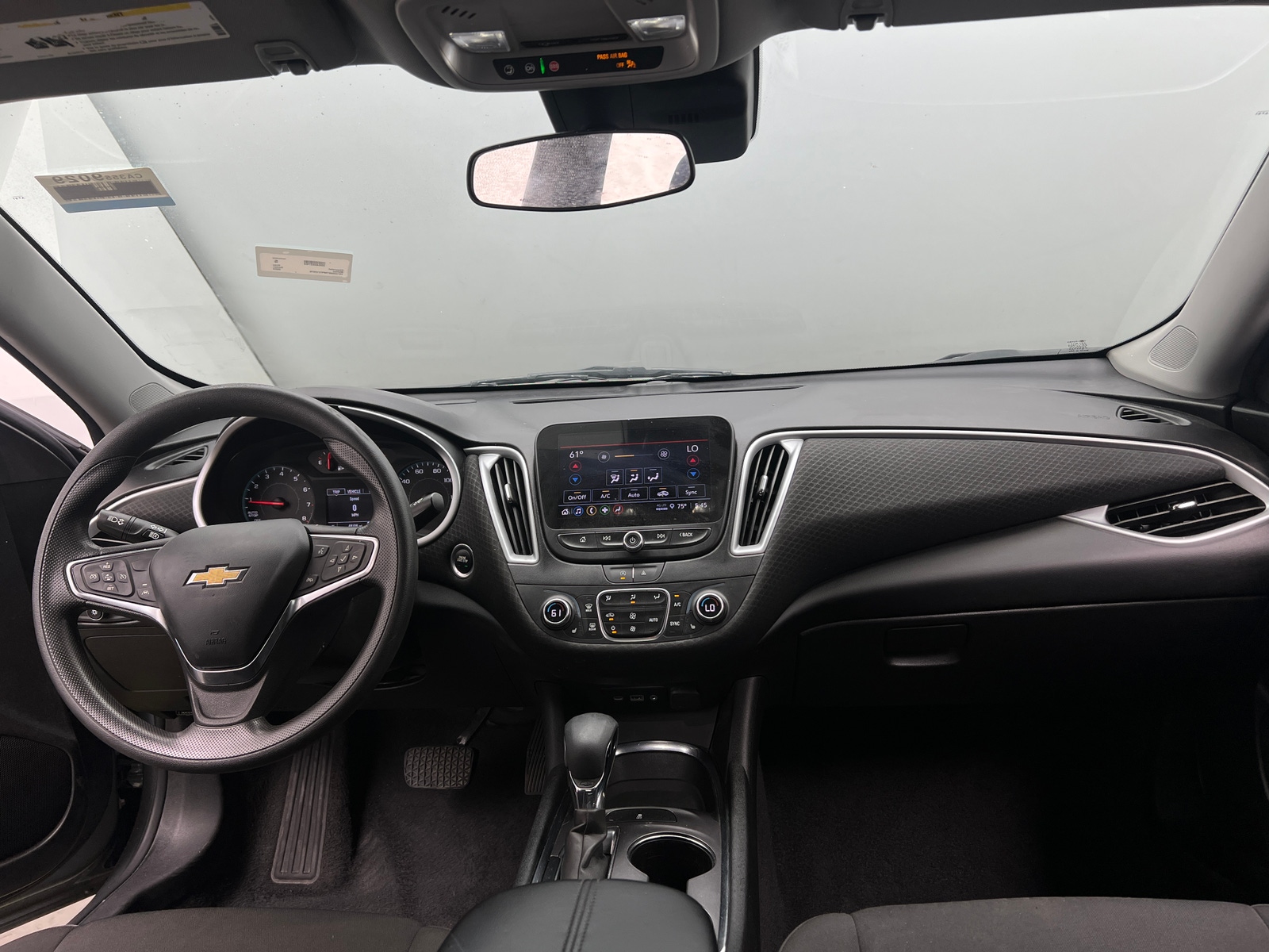 Thumbnail: 2023 Chevrolet Malibu - 3
