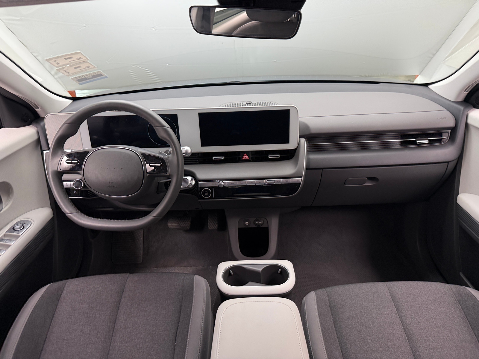 Thumbnail: 2024 Hyundai Ioniq 5 - 3