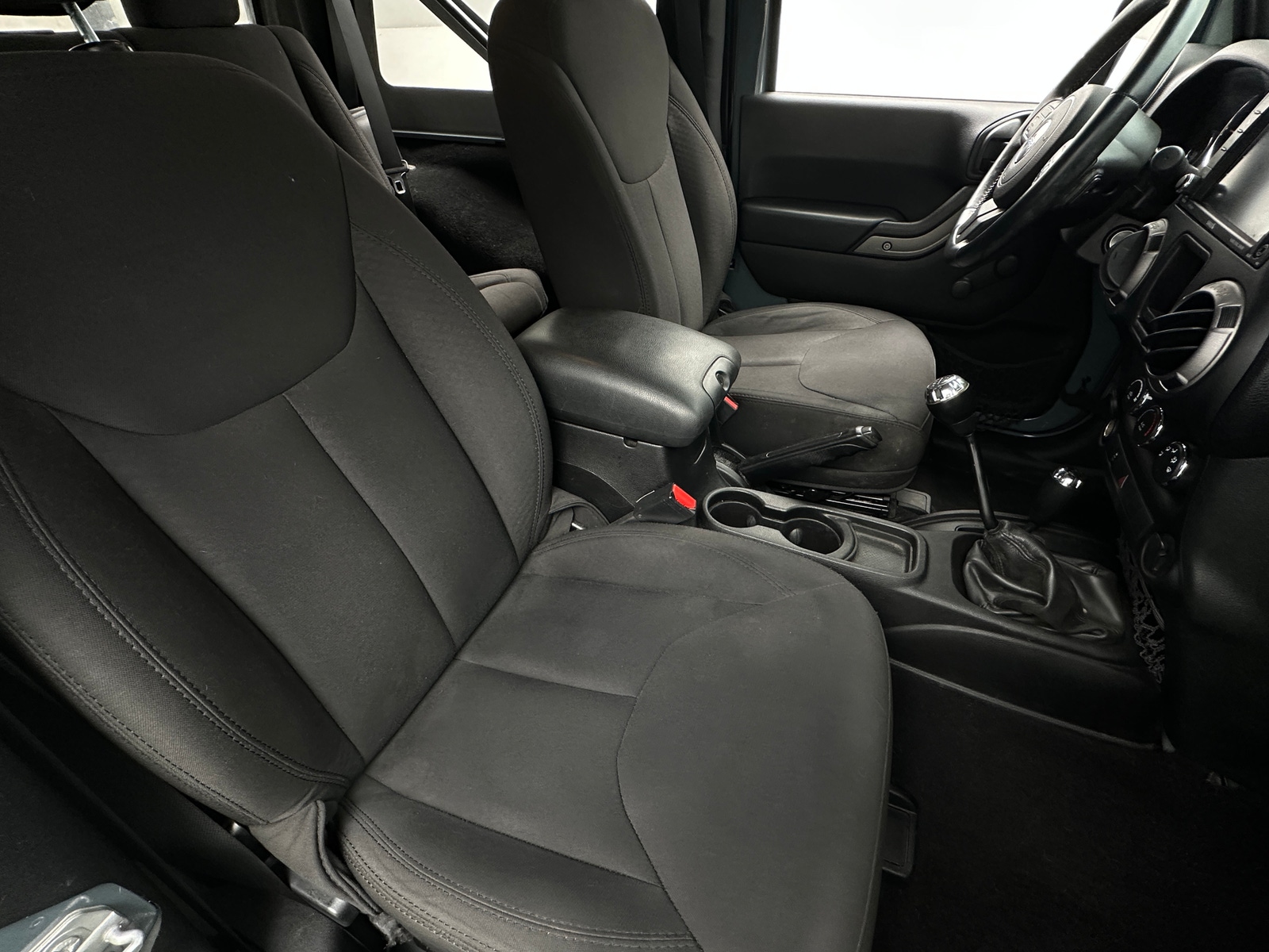 Thumbnail: 2015 Jeep Wrangler - 2