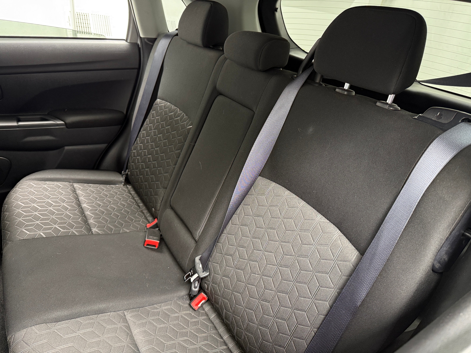Thumbnail: 2020 Mitsubishi Outlander Sport - 6