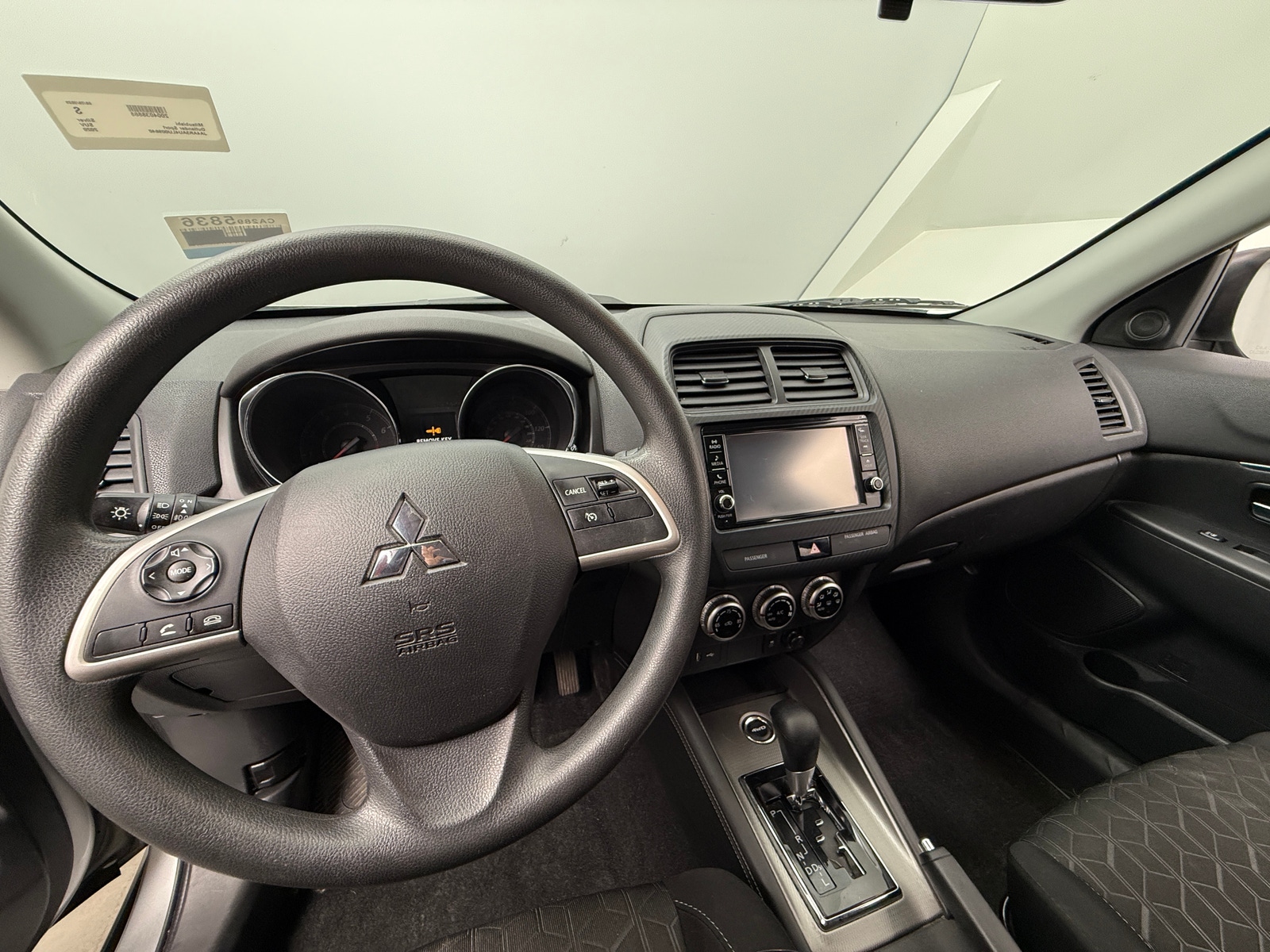 Thumbnail: 2020 Mitsubishi Outlander Sport - 3