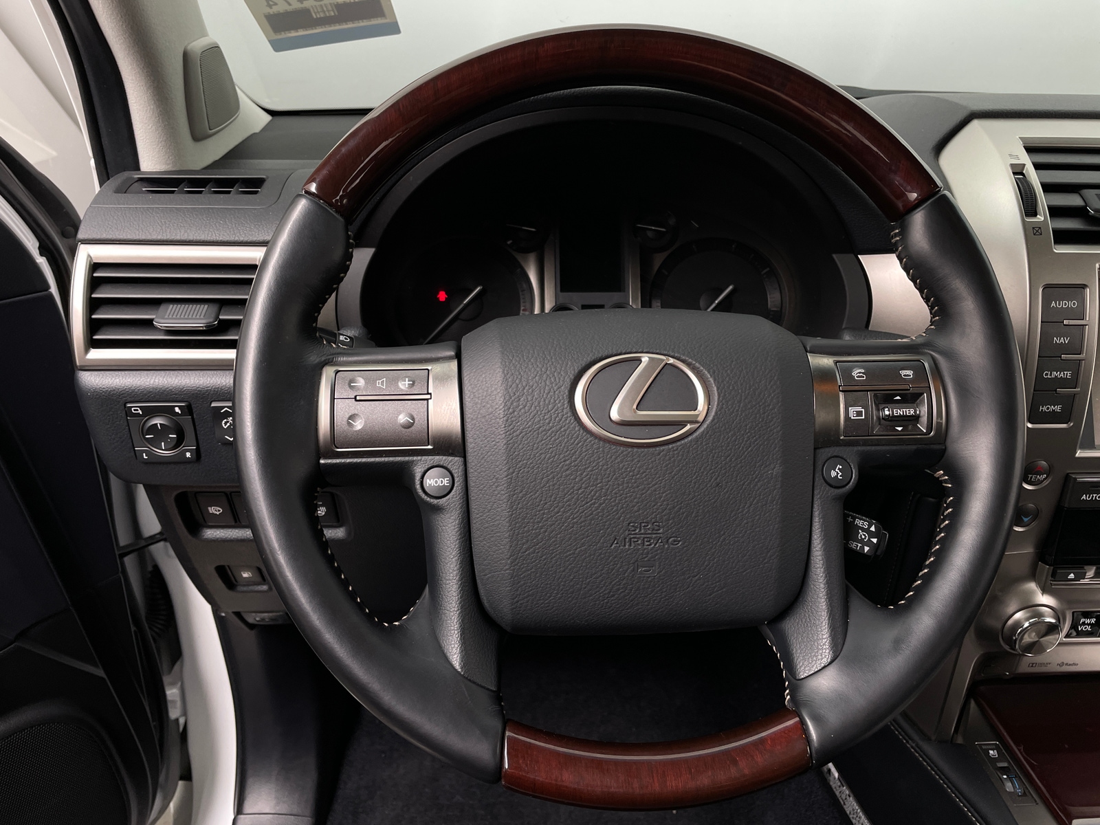 Thumbnail: 2018 Lexus GX - 4
