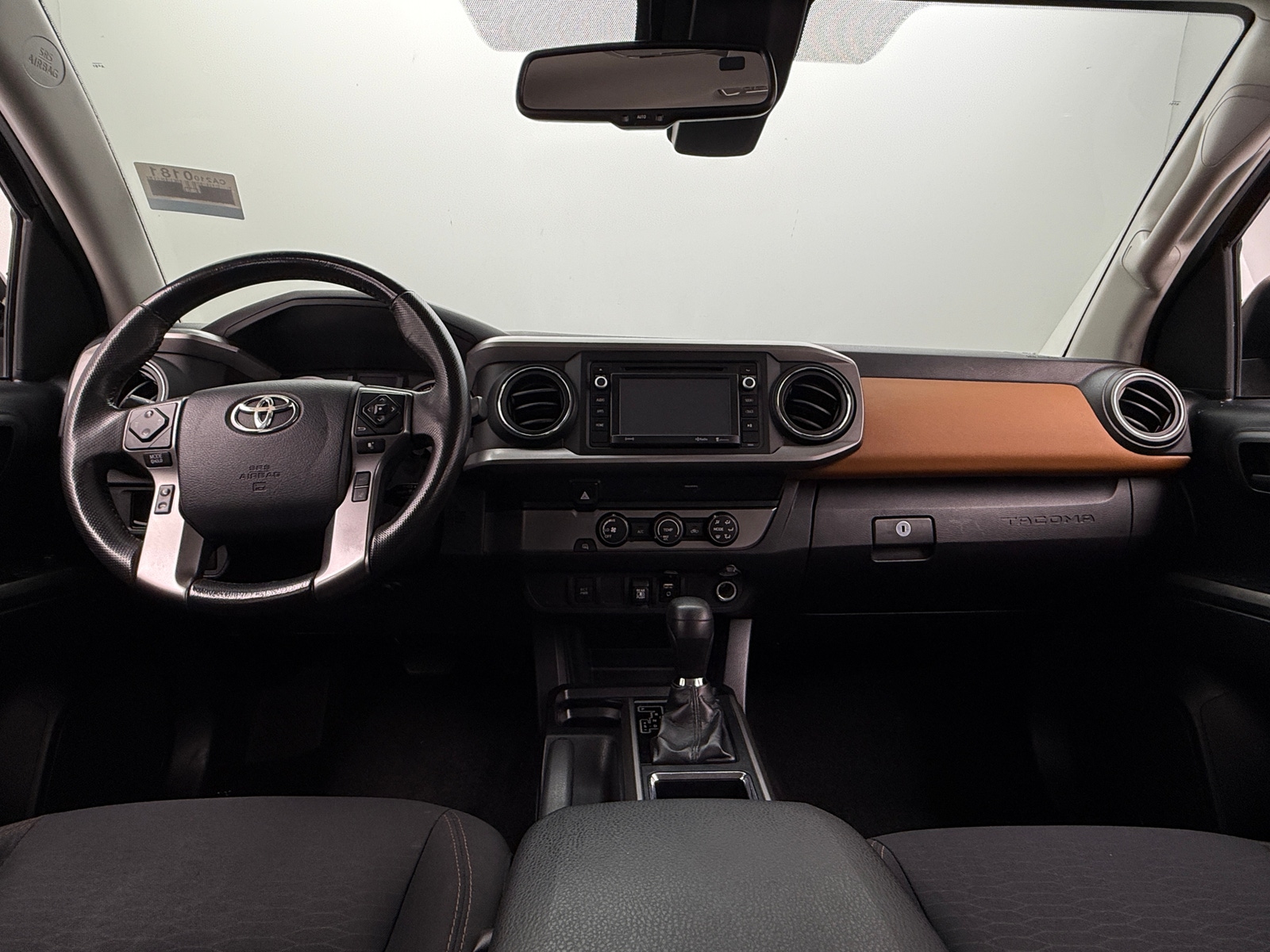 Thumbnail: 2019 Toyota Tacoma - 3