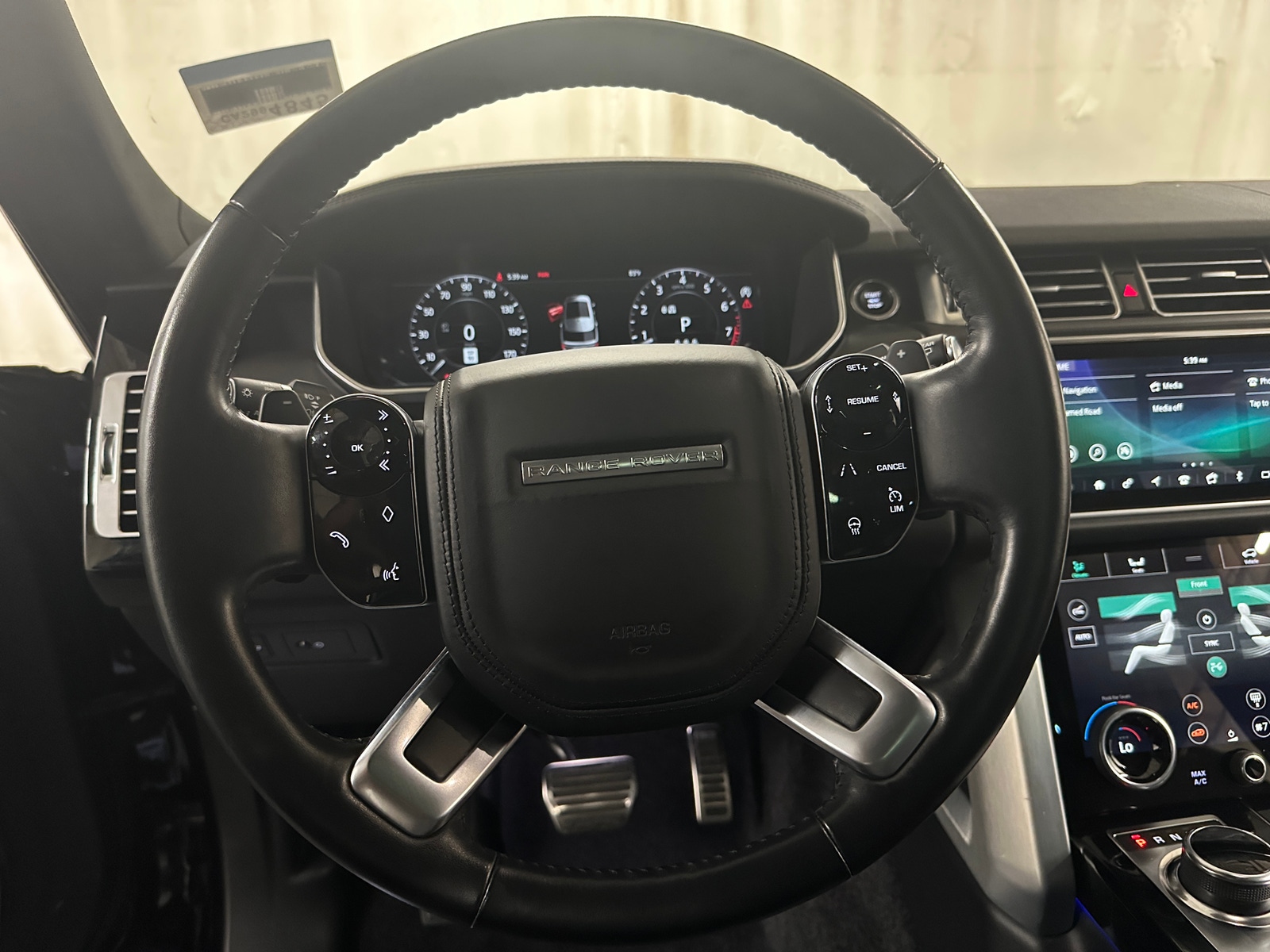 Thumbnail: 2021 Land Rover Range Rover - 4