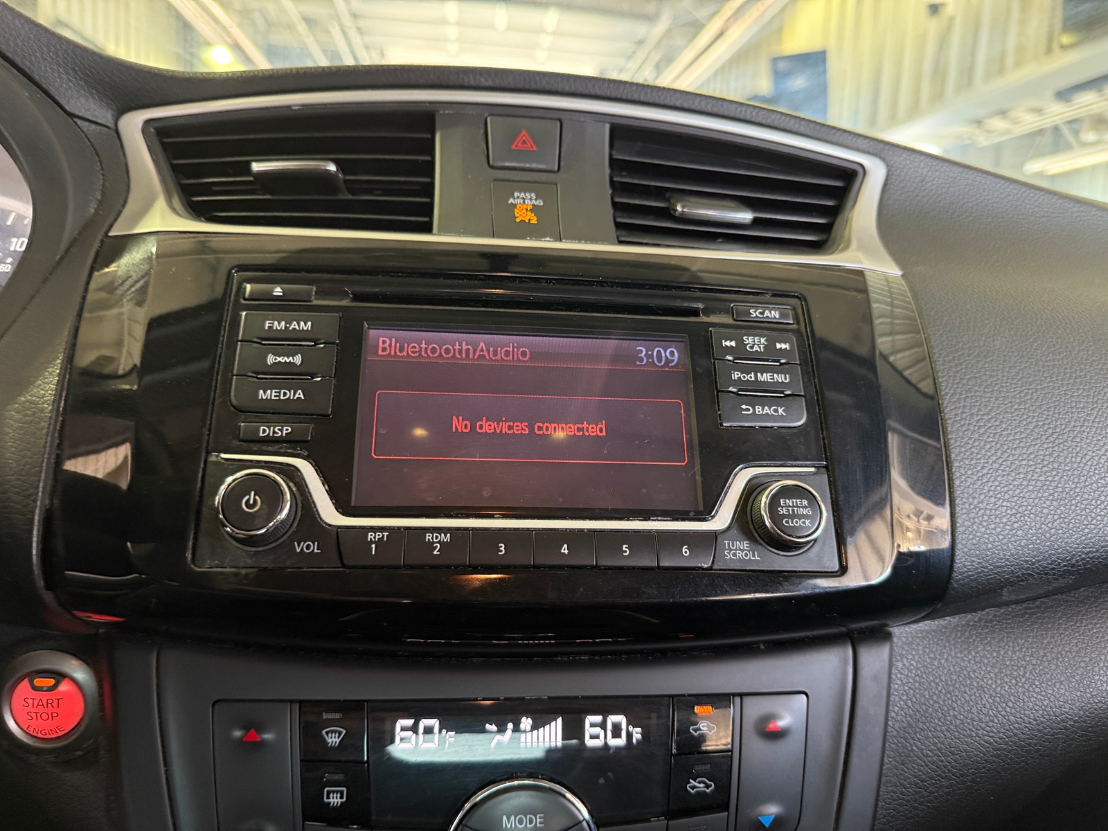 Thumbnail: 2018 Nissan Sentra - 4