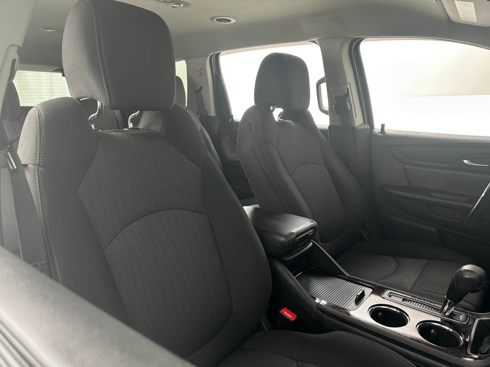 Thumbnail: 2017 Chevrolet Traverse - 2