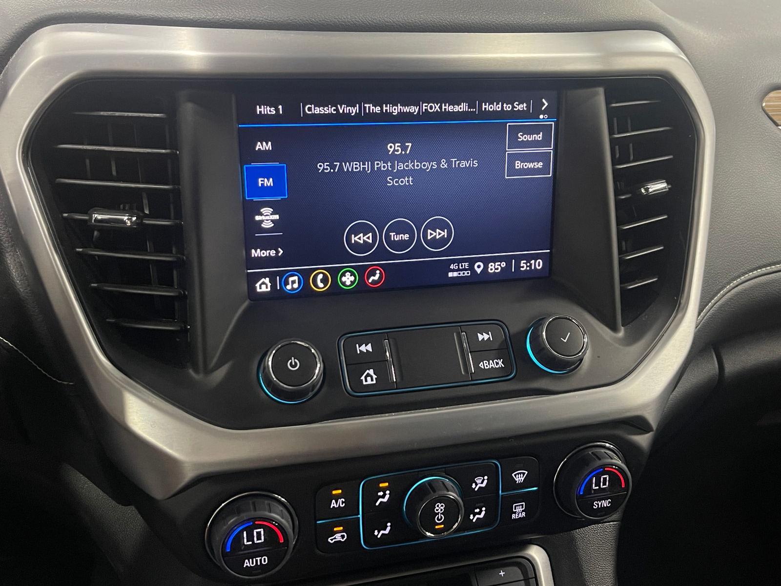 Thumbnail: 2023 GMC Acadia - 4
