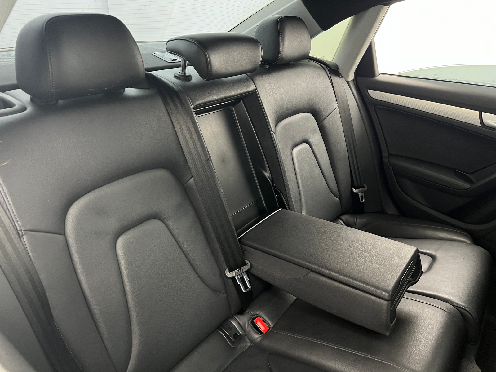 Thumbnail: 2015 Audi A4 - 5