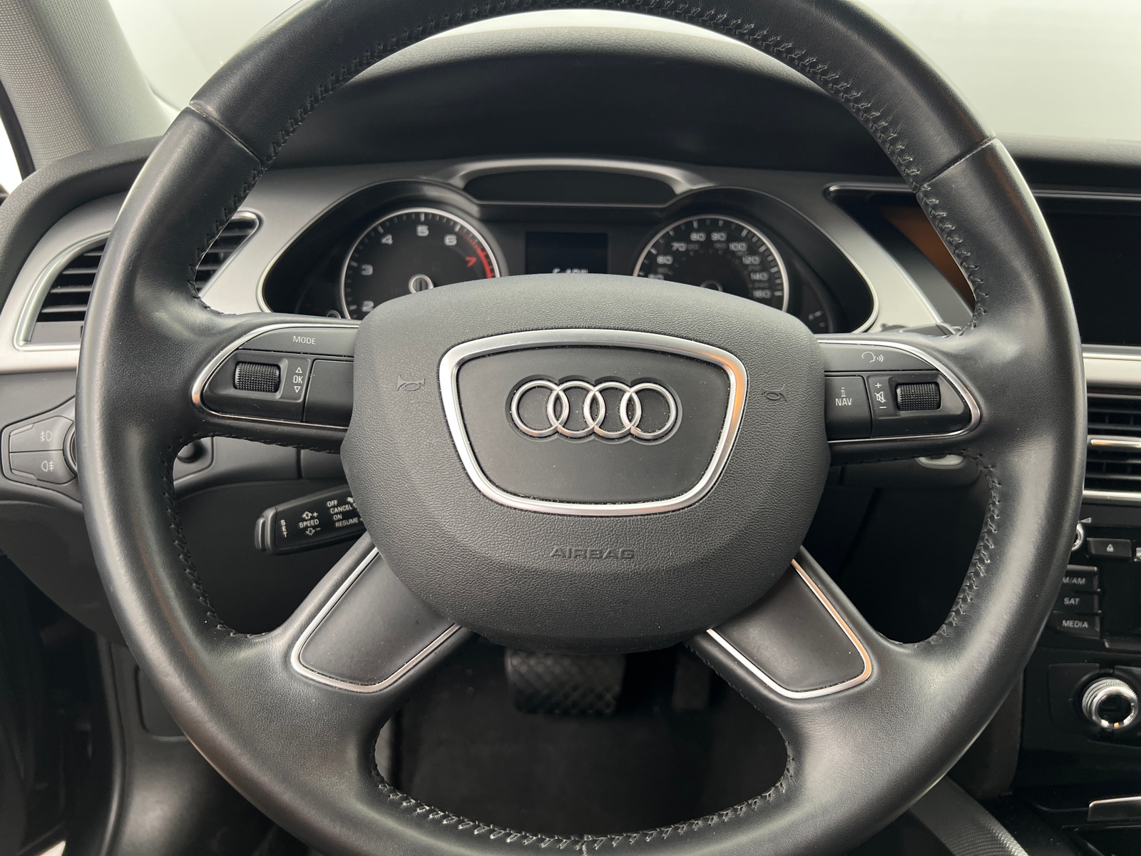 Thumbnail: 2015 Audi A4 - 4