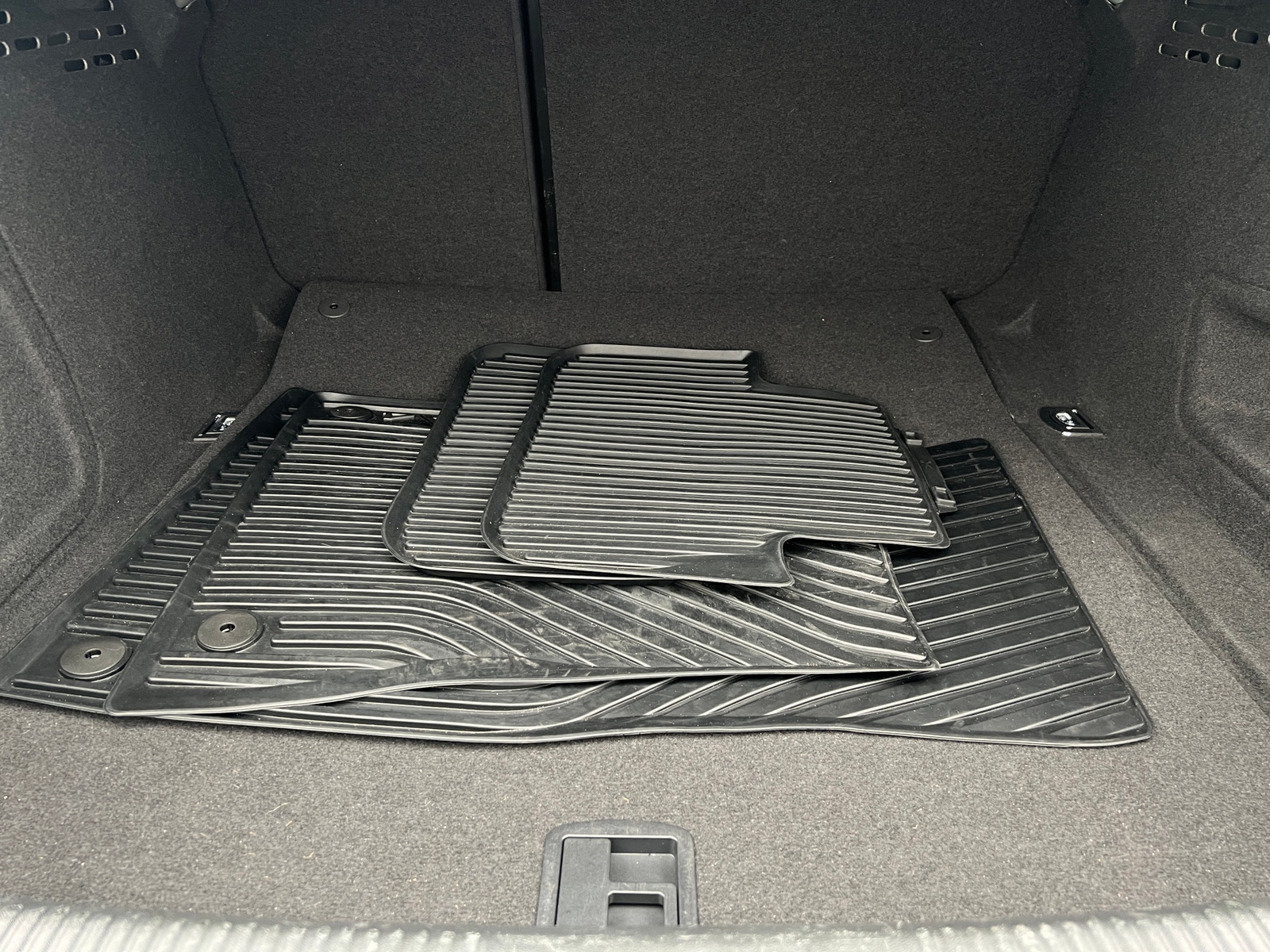Thumbnail: 2015 Audi A4 - 6