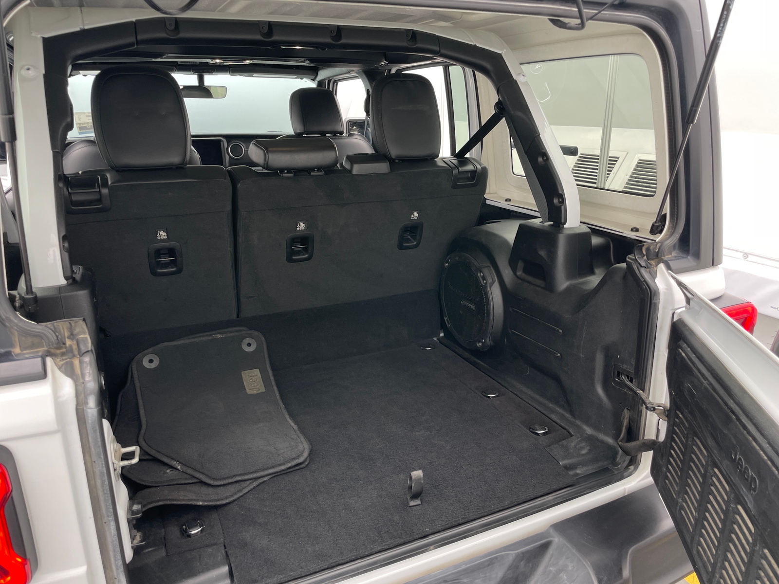Thumbnail: 2023 Jeep Wrangler - 7