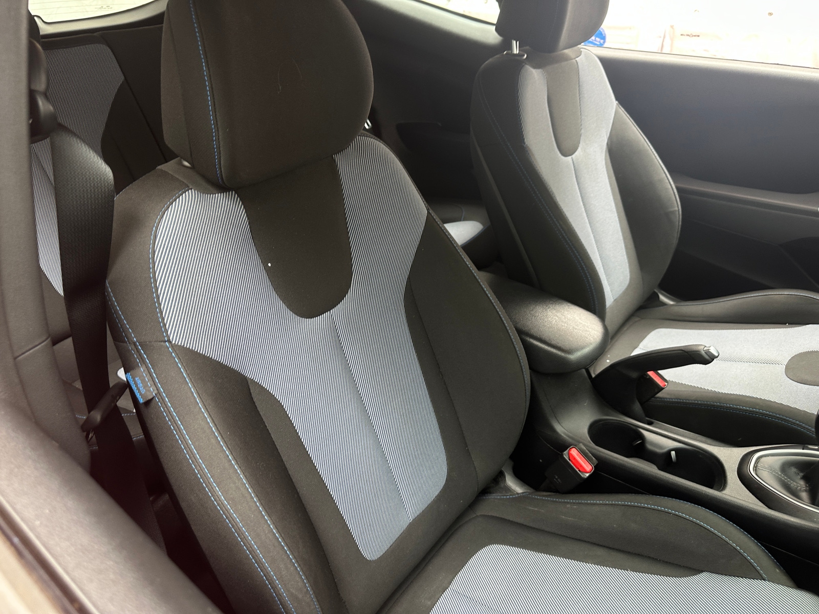 Thumbnail: 2020 Hyundai Veloster - 2