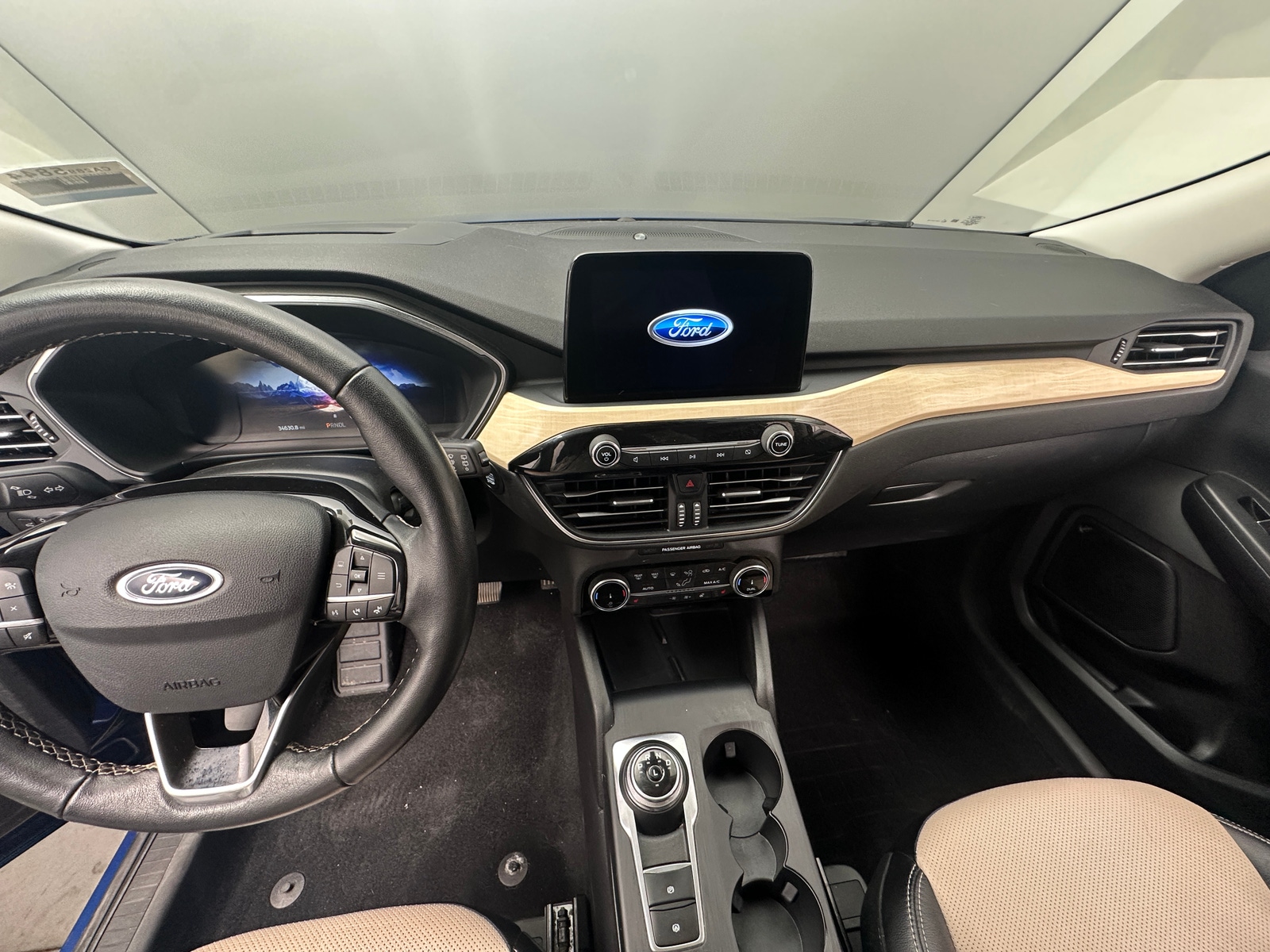 Thumbnail: 2022 Ford Escape - 2