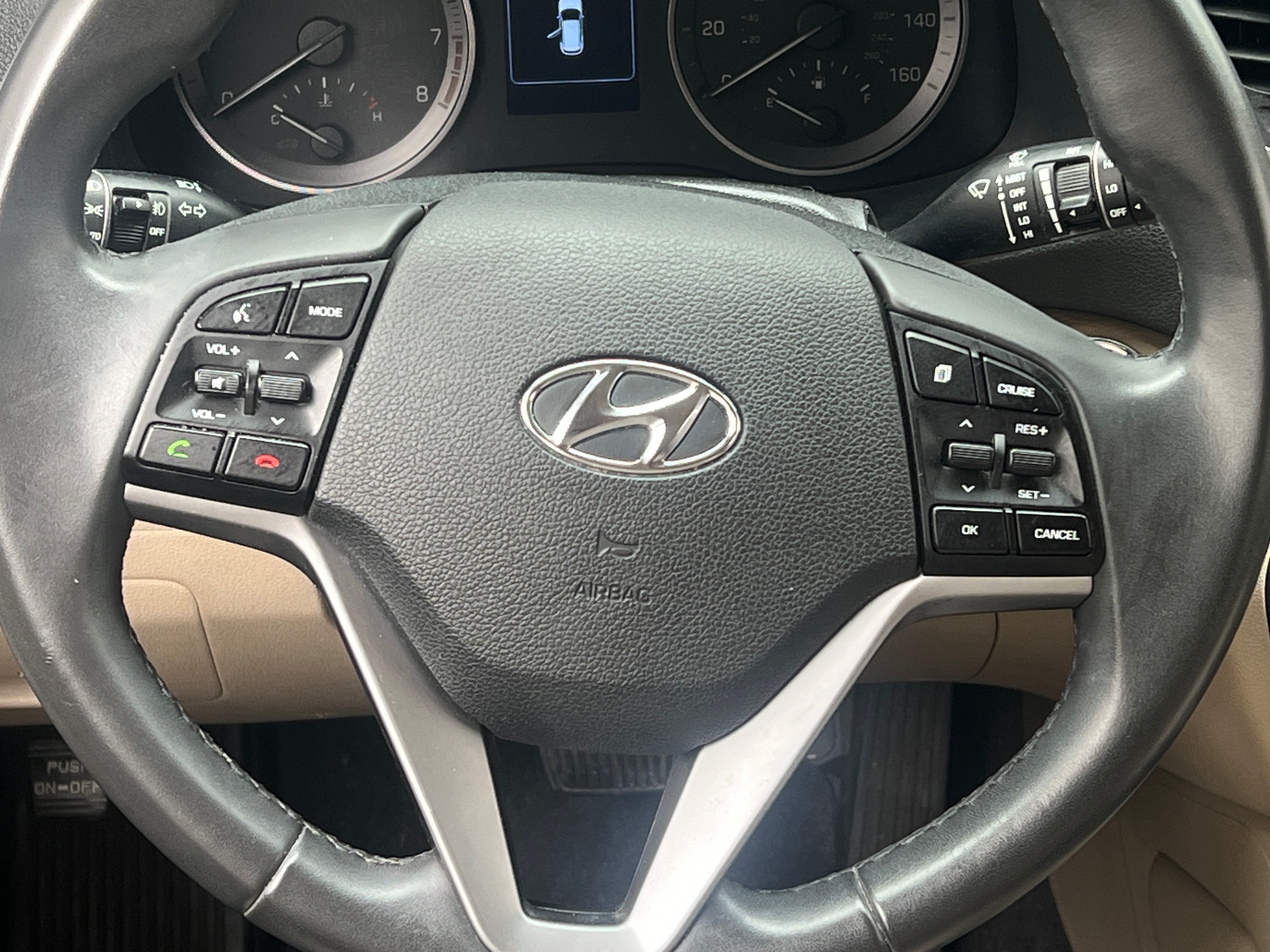 Thumbnail: 2016 Hyundai Tucson - 5