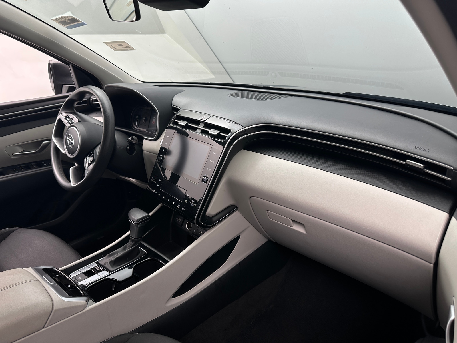 Thumbnail: 2024 Hyundai Tucson - 3