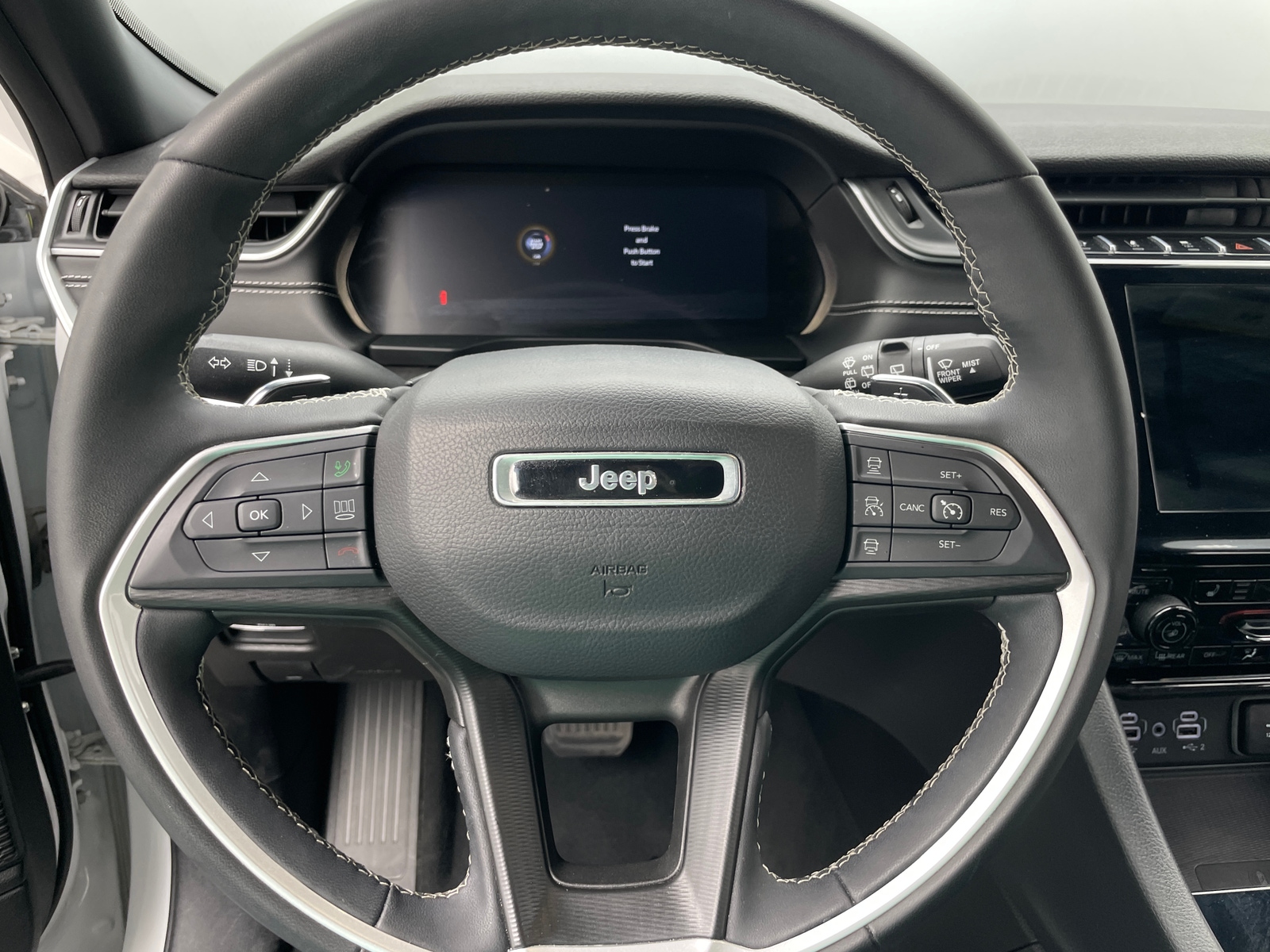 Thumbnail: 2024 Jeep Grand Cherokee L - 5