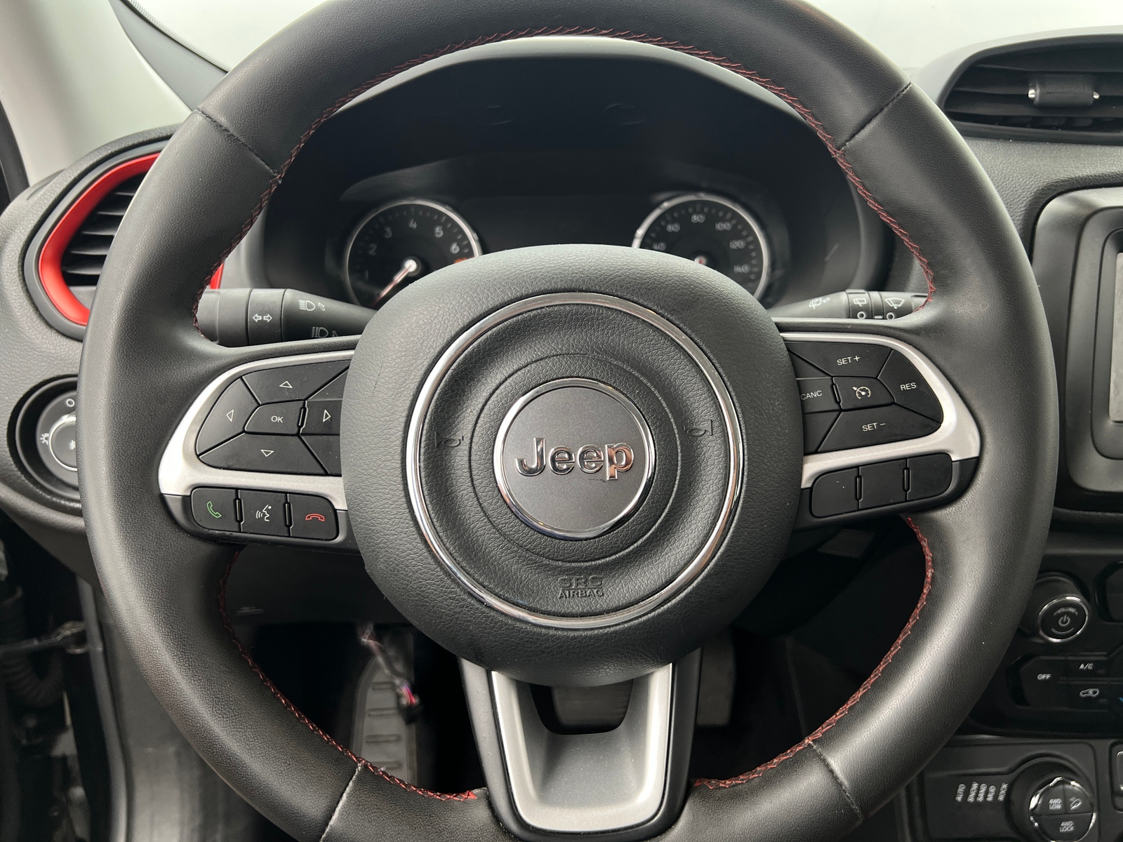 Thumbnail: 2020 Jeep Renegade - 5