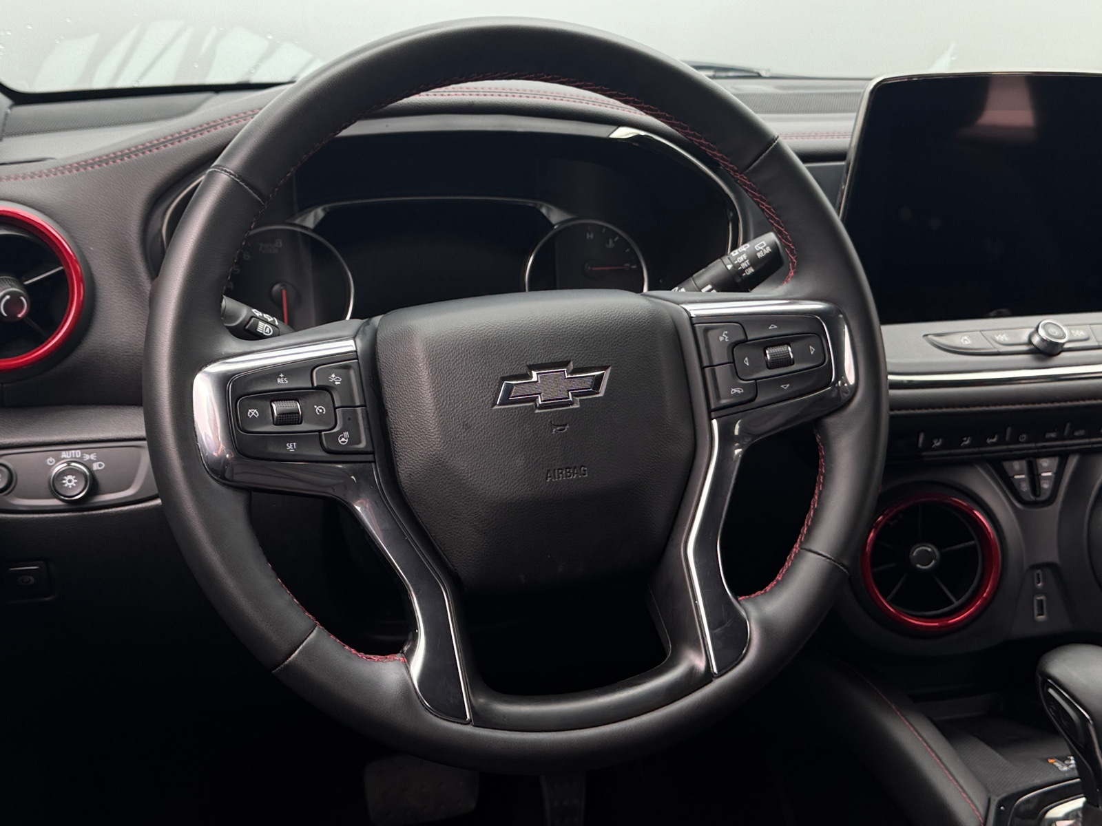 Thumbnail: 2023 Chevrolet Blazer - 4