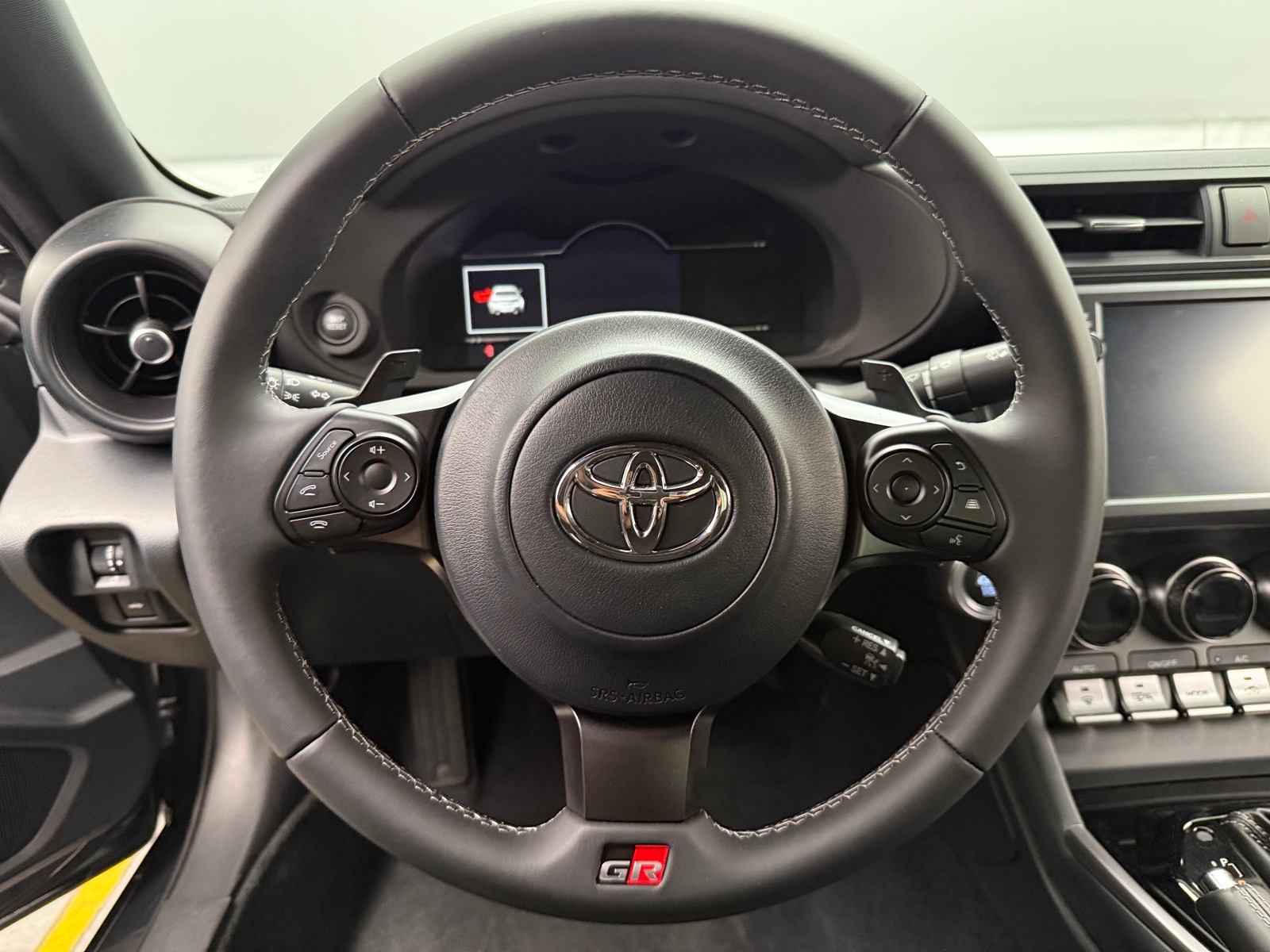 Thumbnail: 2023 Toyota GR86 - 4