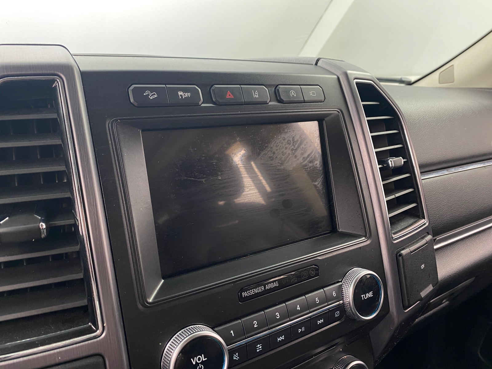 Thumbnail: 2018 Ford Expedition MAX - 3