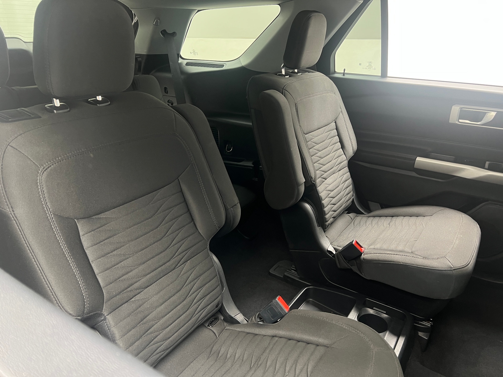 Thumbnail: 2021 Ford Explorer - 6
