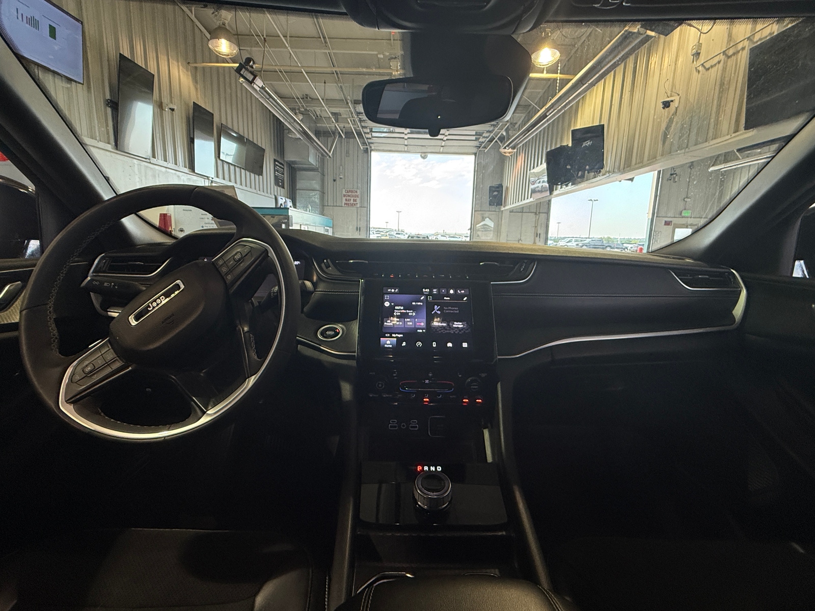 Thumbnail: 2024 Jeep Grand Cherokee L - 2