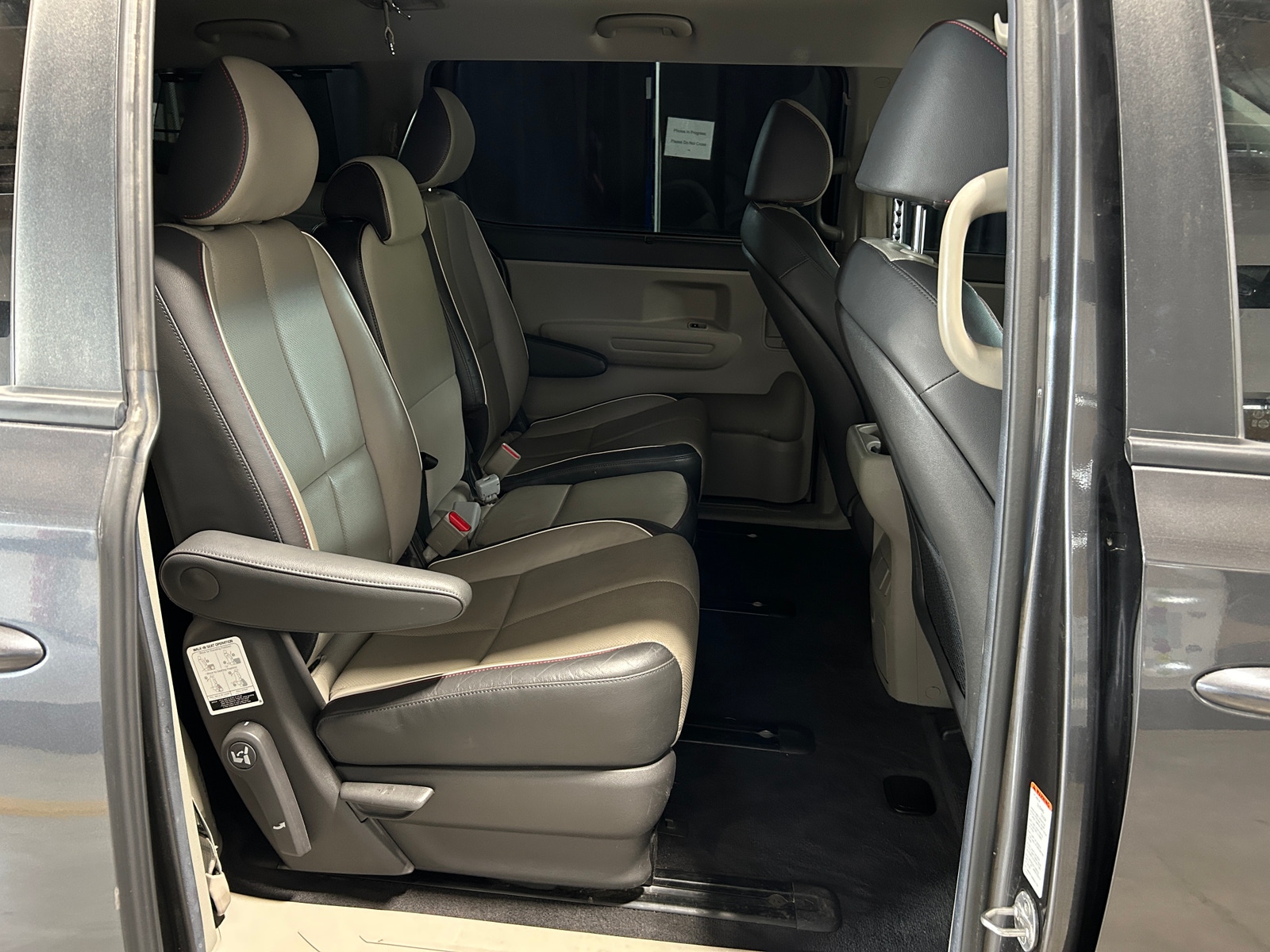 Thumbnail: 2018 Kia Sedona - 5