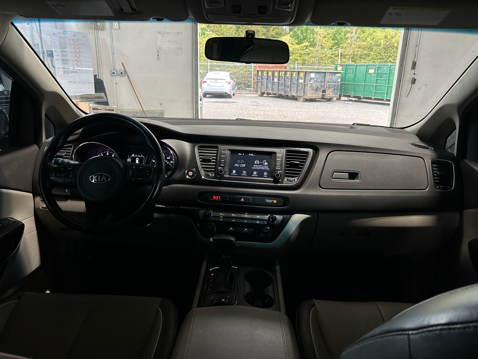 Thumbnail: 2018 Kia Sedona - 2