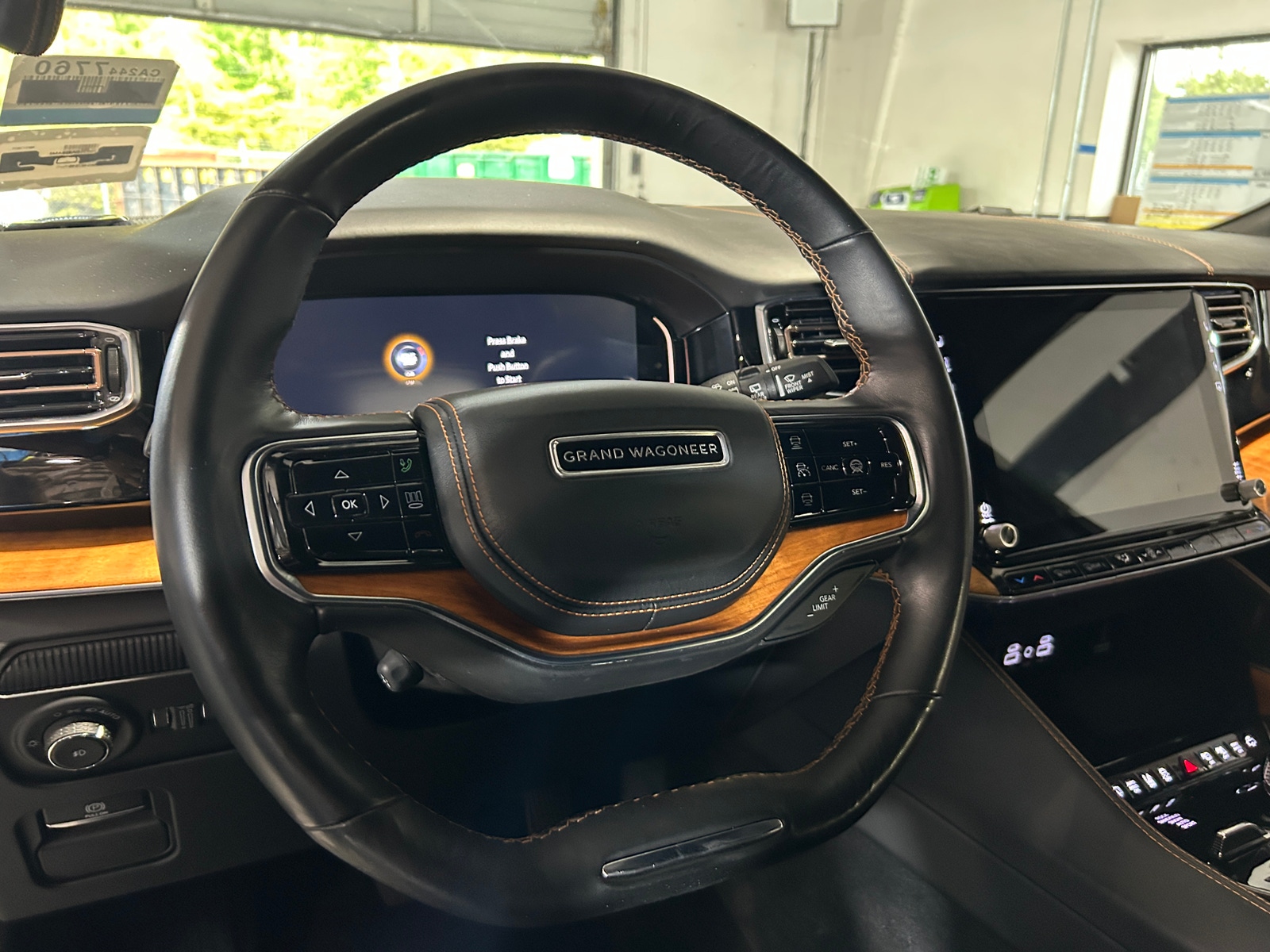 Thumbnail: 2022 Jeep Grand Wagoneer - 4
