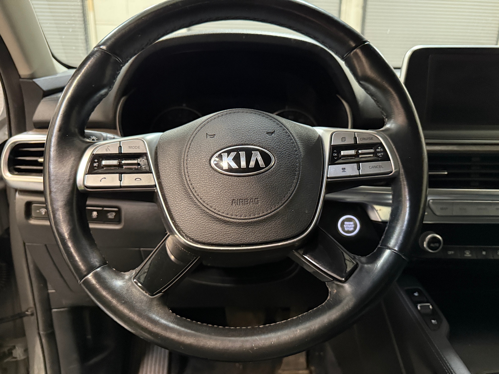 Thumbnail: 2021 Kia Telluride - 4