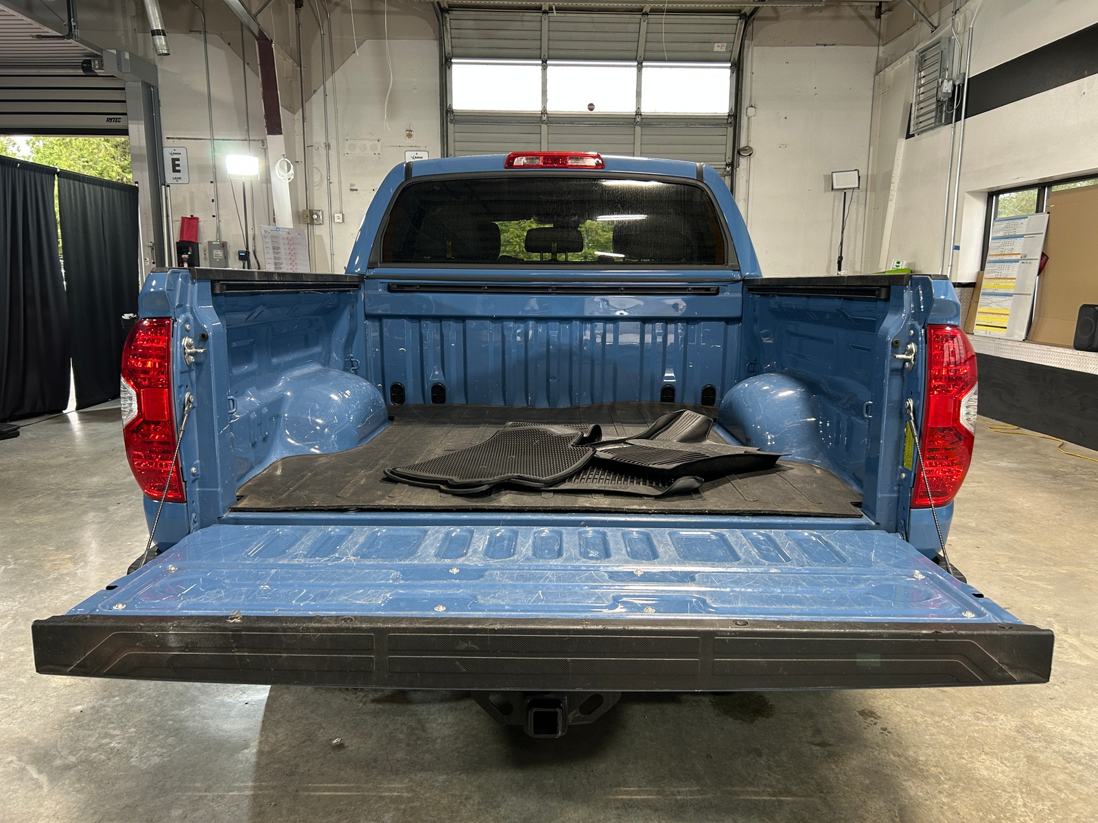 Thumbnail: 2019 Toyota Tundra - 6