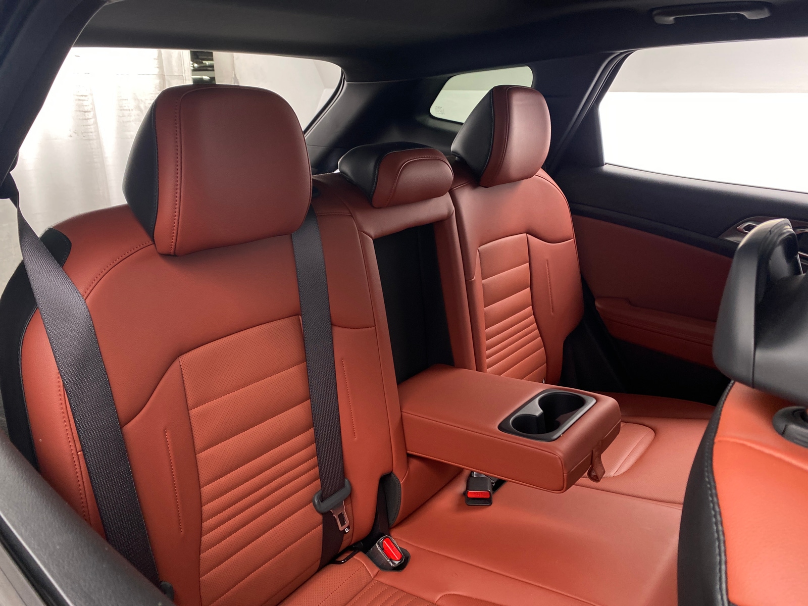 Thumbnail: 2023 Kia Sportage - 5