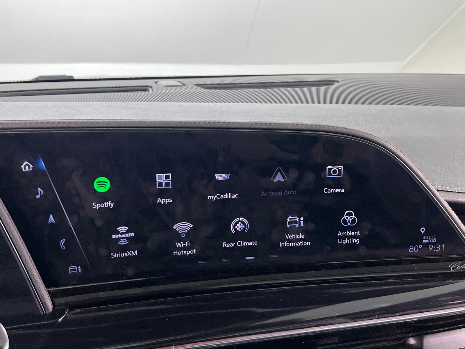 Thumbnail: 2024 Cadillac Escalade - 3