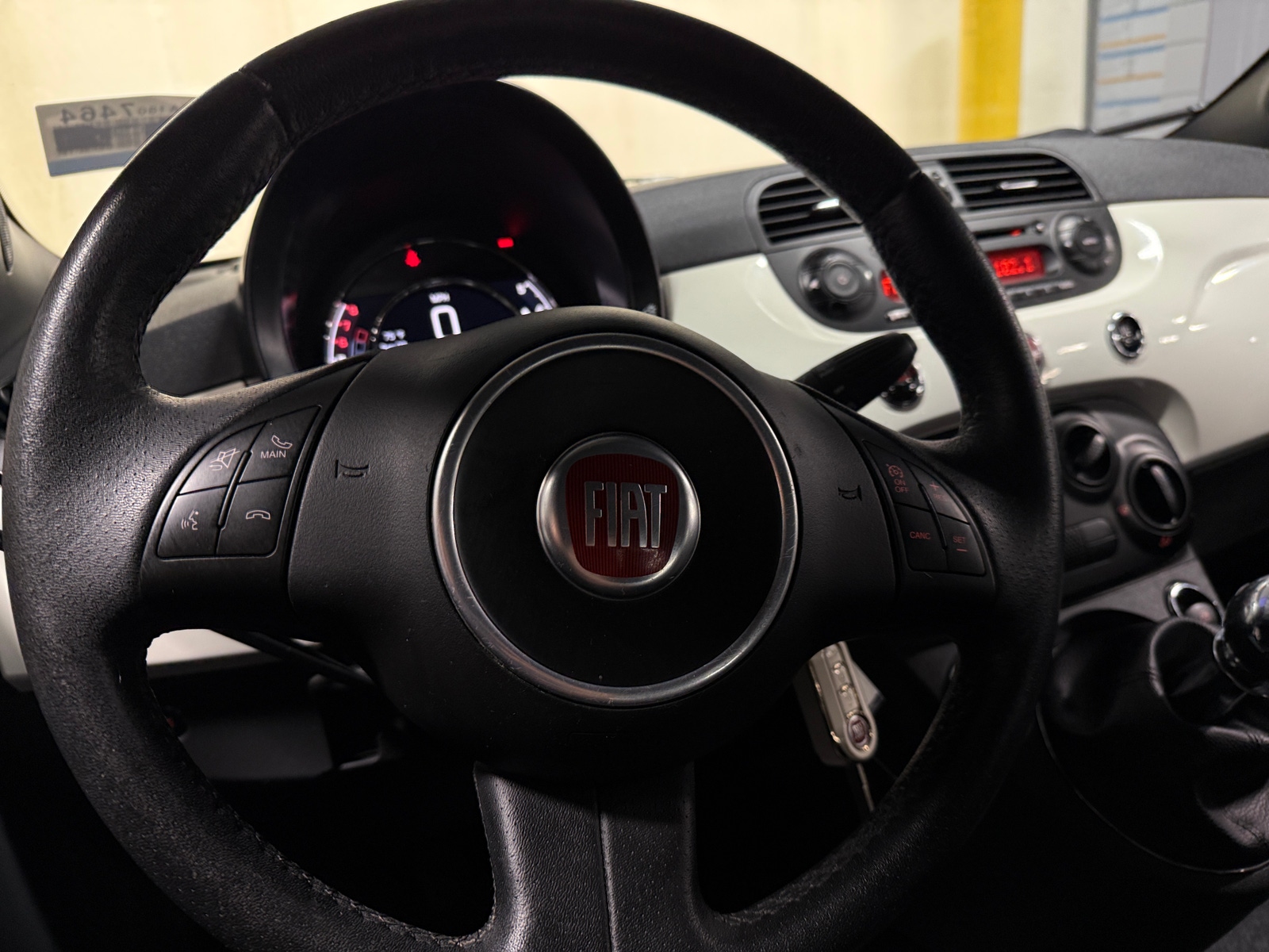 Thumbnail: 2015 Fiat 500 - 5